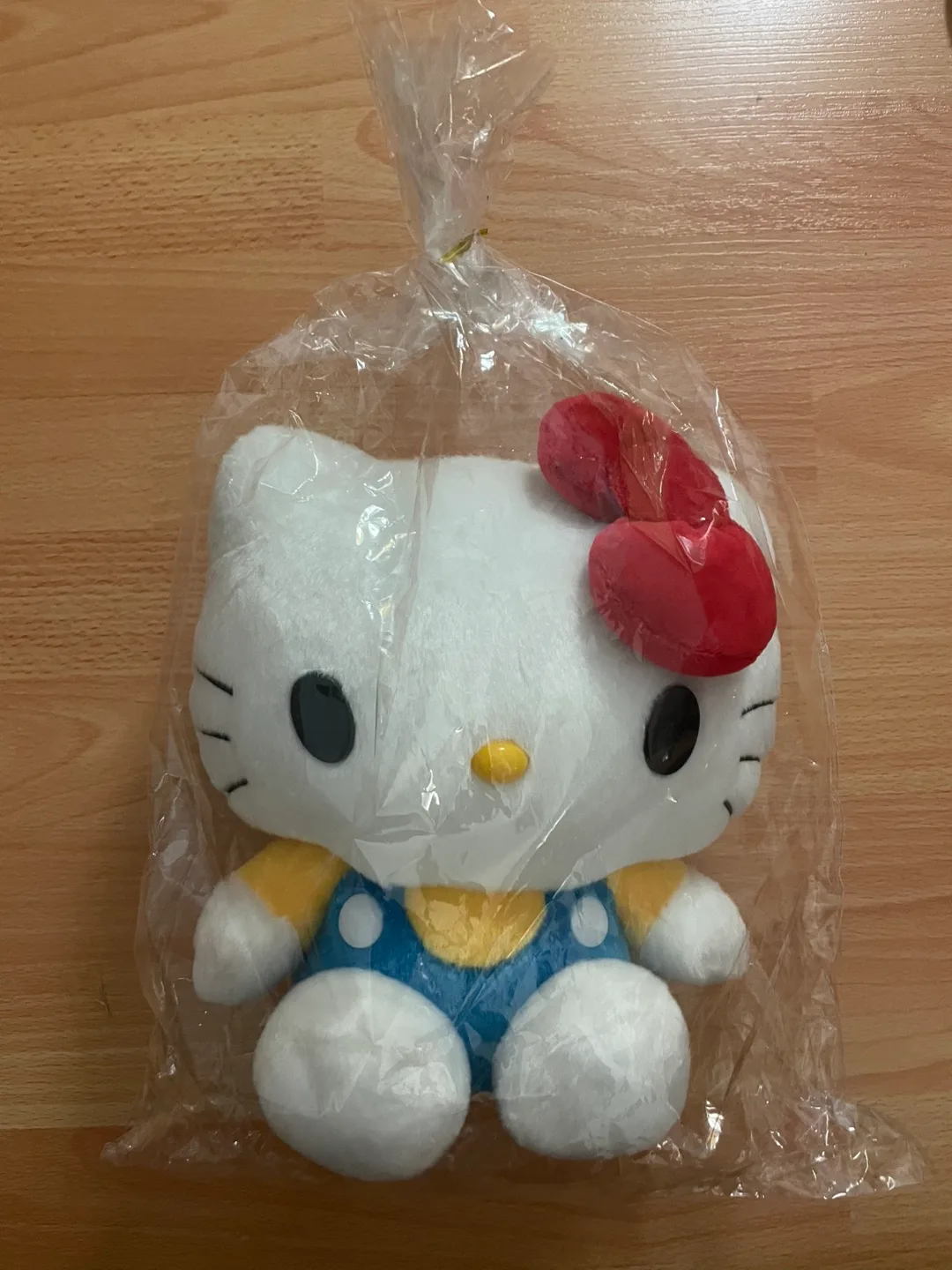 Hello Kitty Plush BRAND NEW ‼️ image indicator(2)