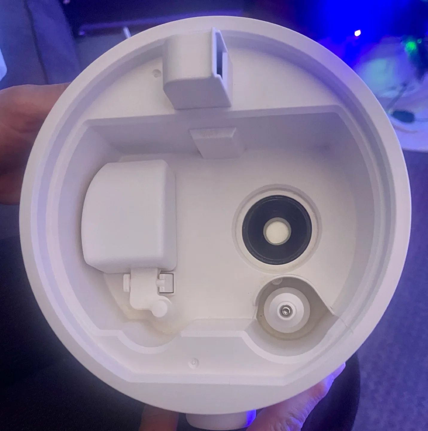 Levoit Cool Mist Humidifier with 4 Replacement Filters image indicator(2)