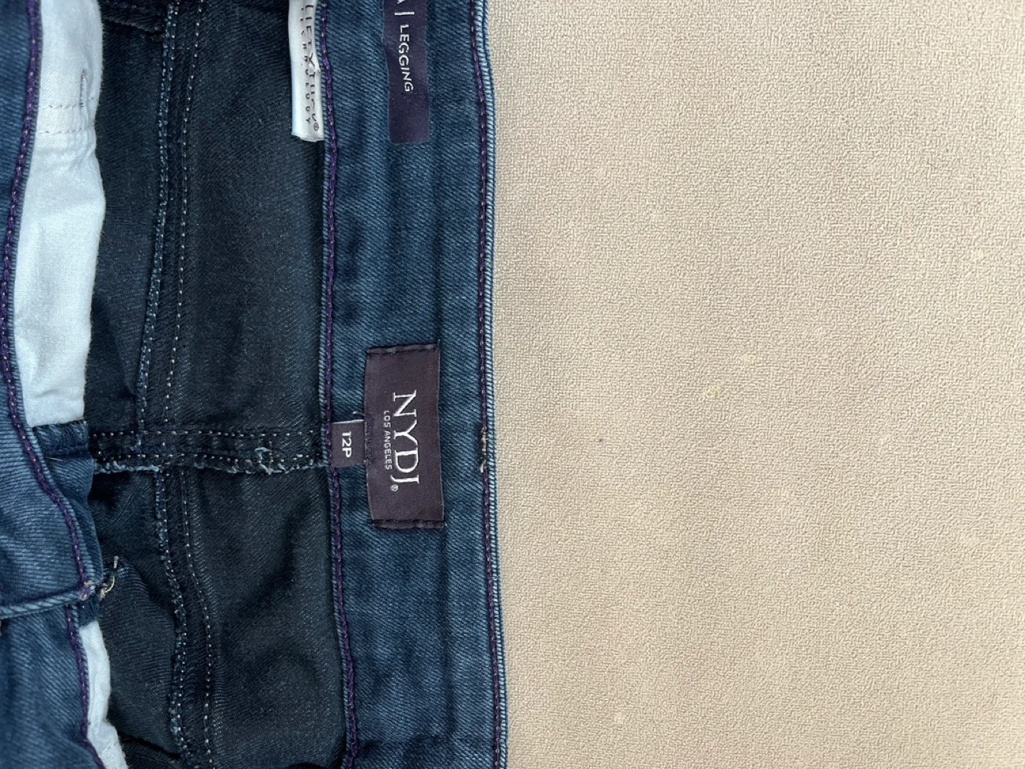 NYDJ  Legging Jeans image indicator(4)