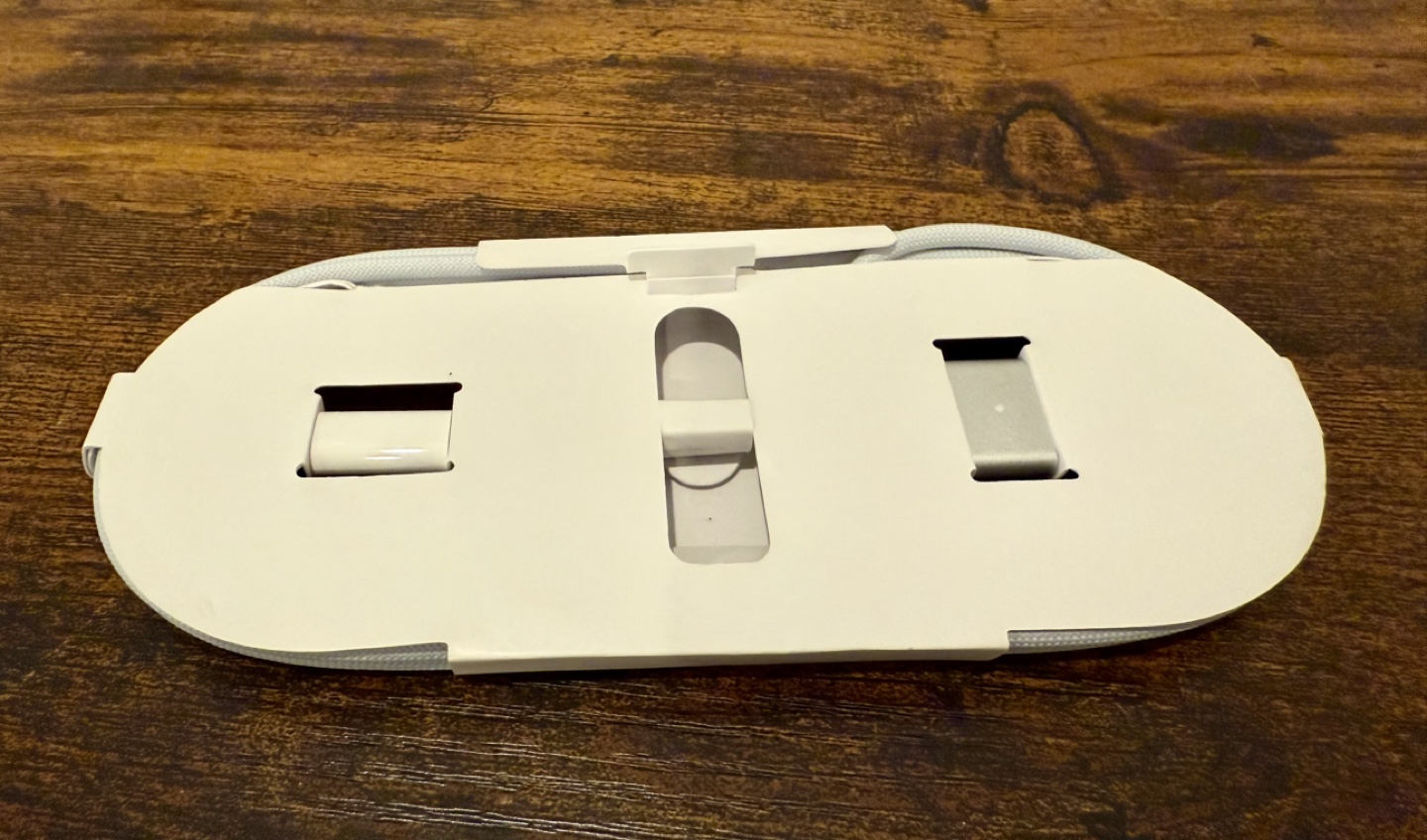 USB-C to MagSafe 3 cable White - photo 2