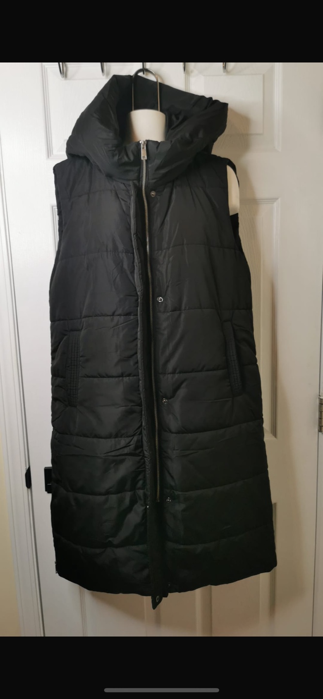 NEW! Black Long Puffer Vest with Hood - photo 3