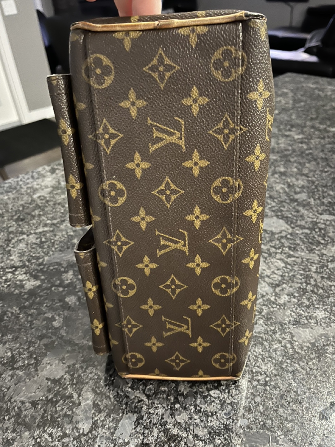 Authentic Louis Vuitton Manhattan PM - photo 4