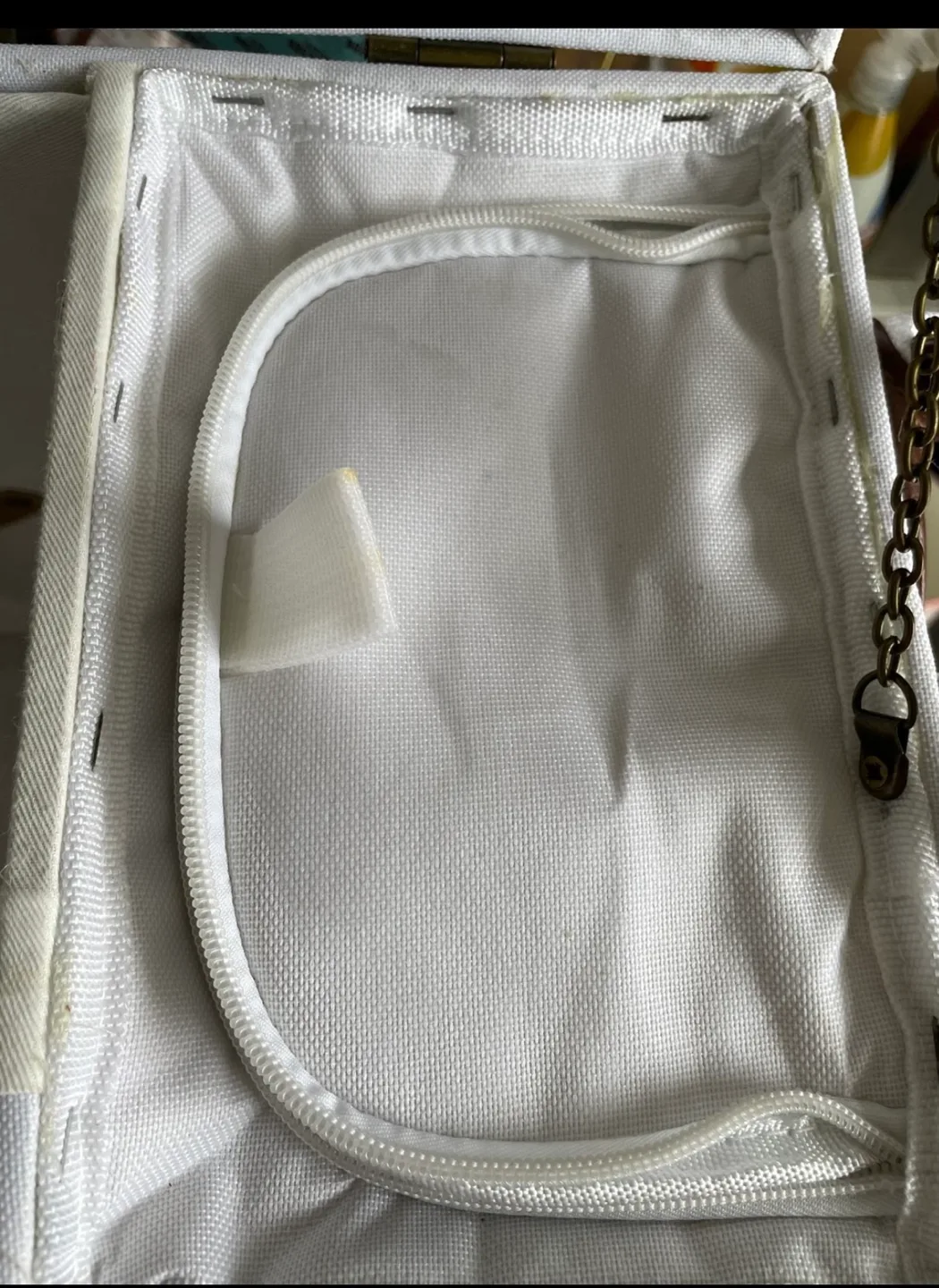 Unique Stella Artois Picnic Basket like new image indicator(9)