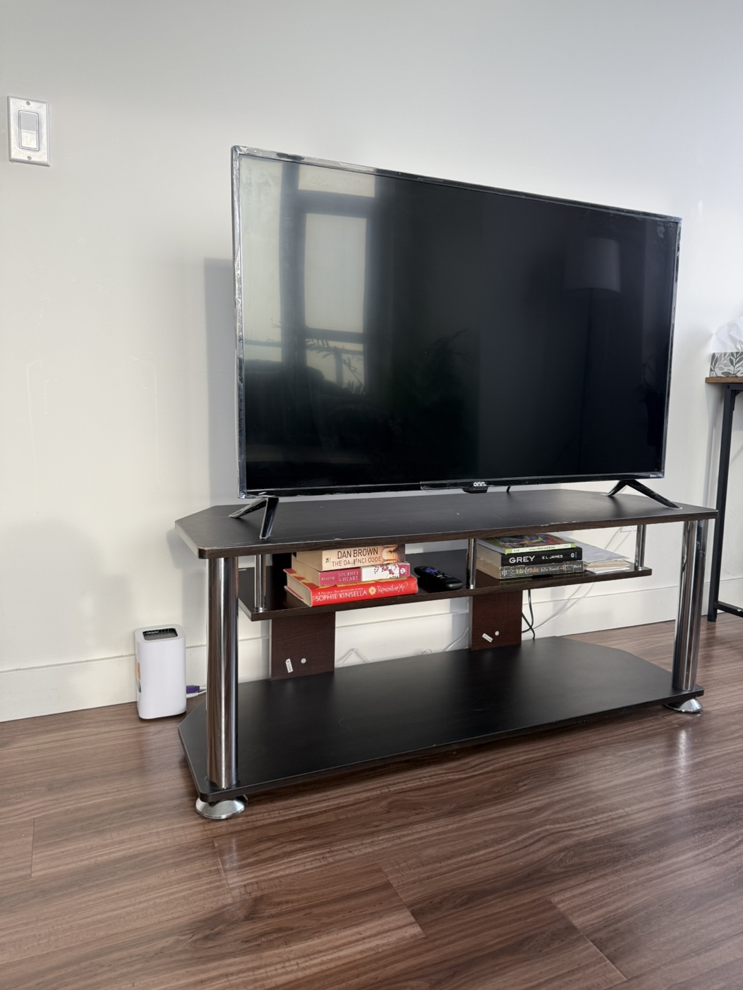 TV Stand - photo 3
