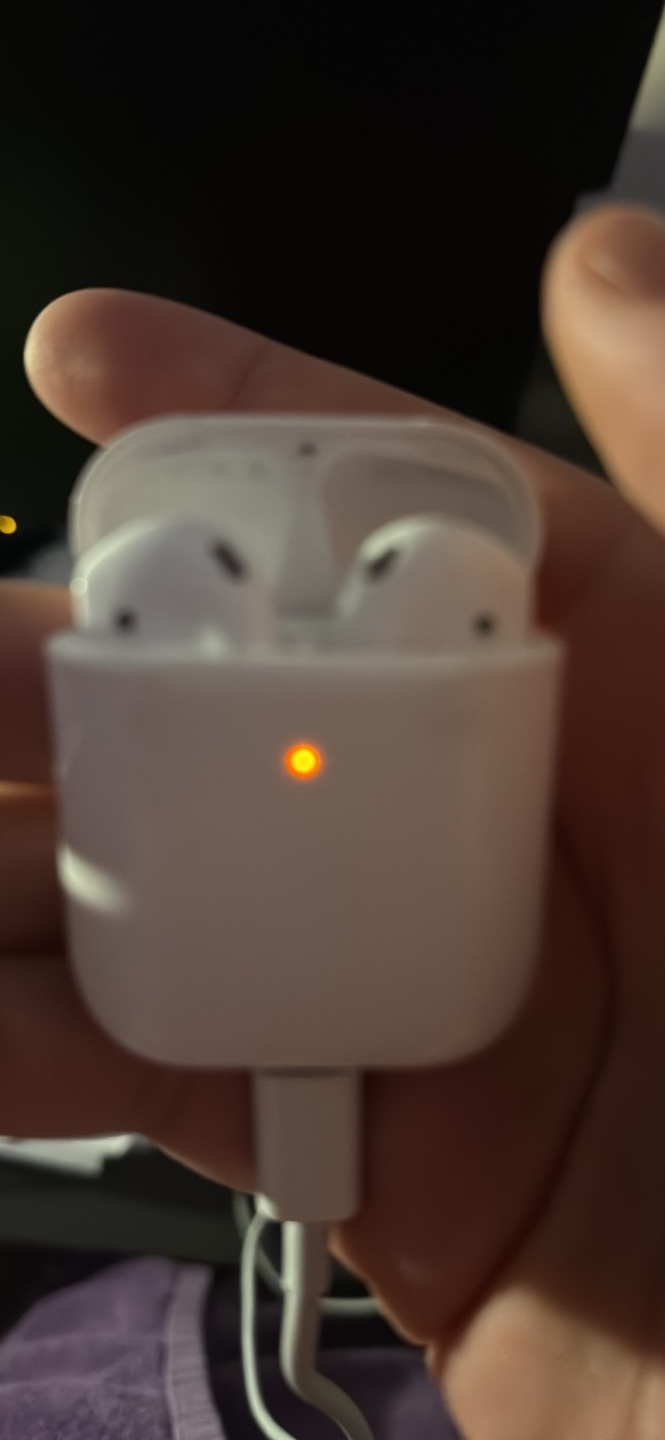 Apple AirPods (2nd Generation) - photo 2