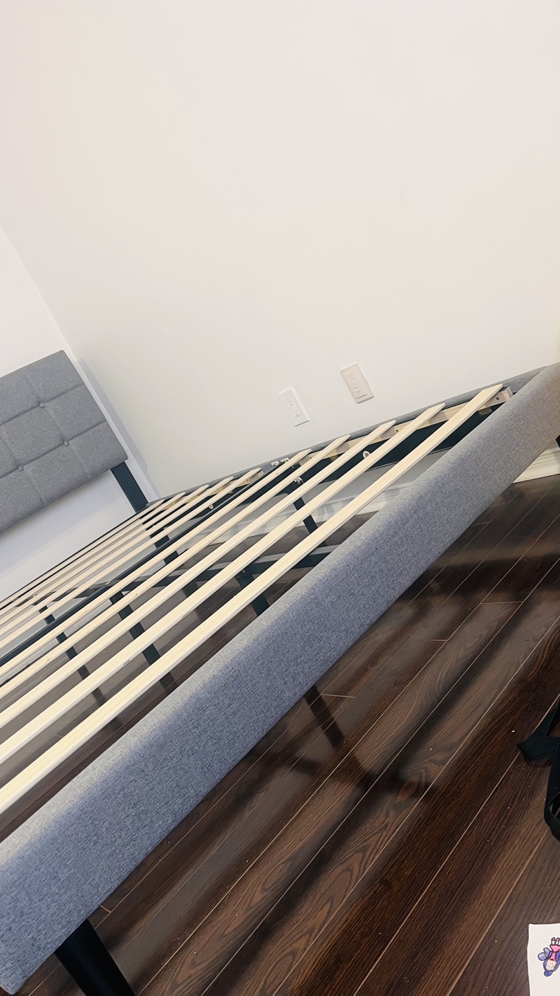 Queen Size Bed Frame - photo 2