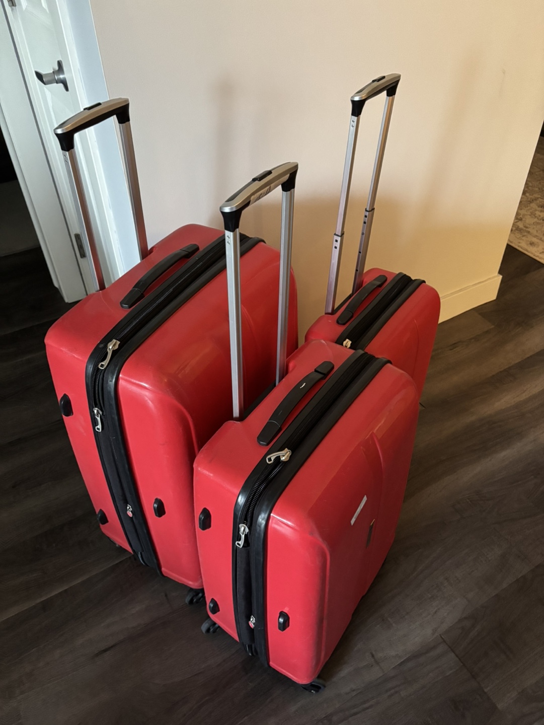 Set of 3 Samboro Suitcases
