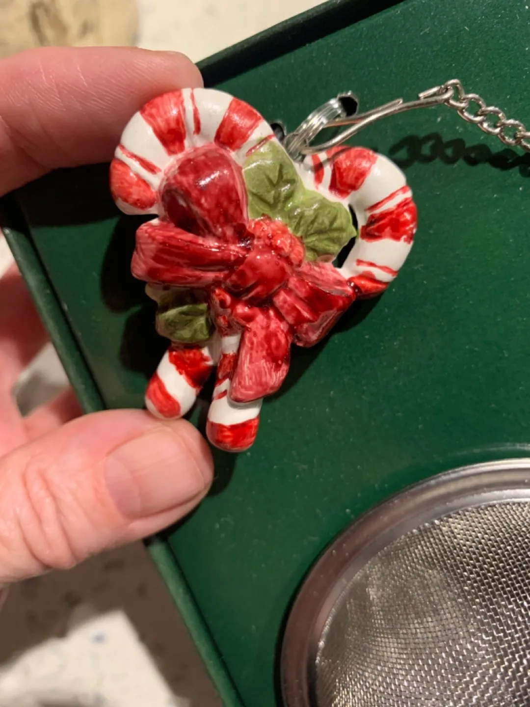 NEW Williams Sonoma Candy Cane Spice ball for mulled wine/cider image indicator(4)