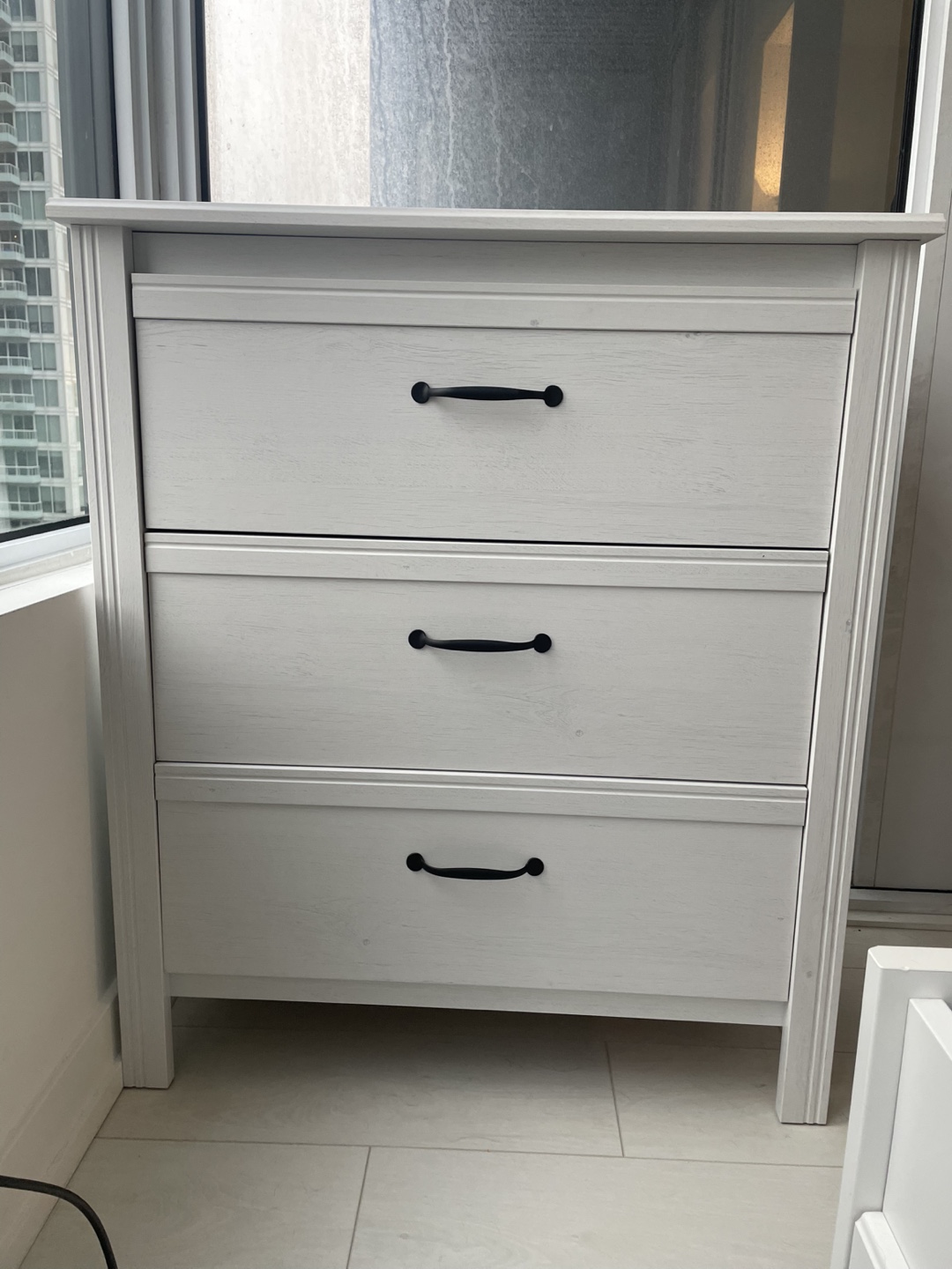 White 3 Drawer Dresser