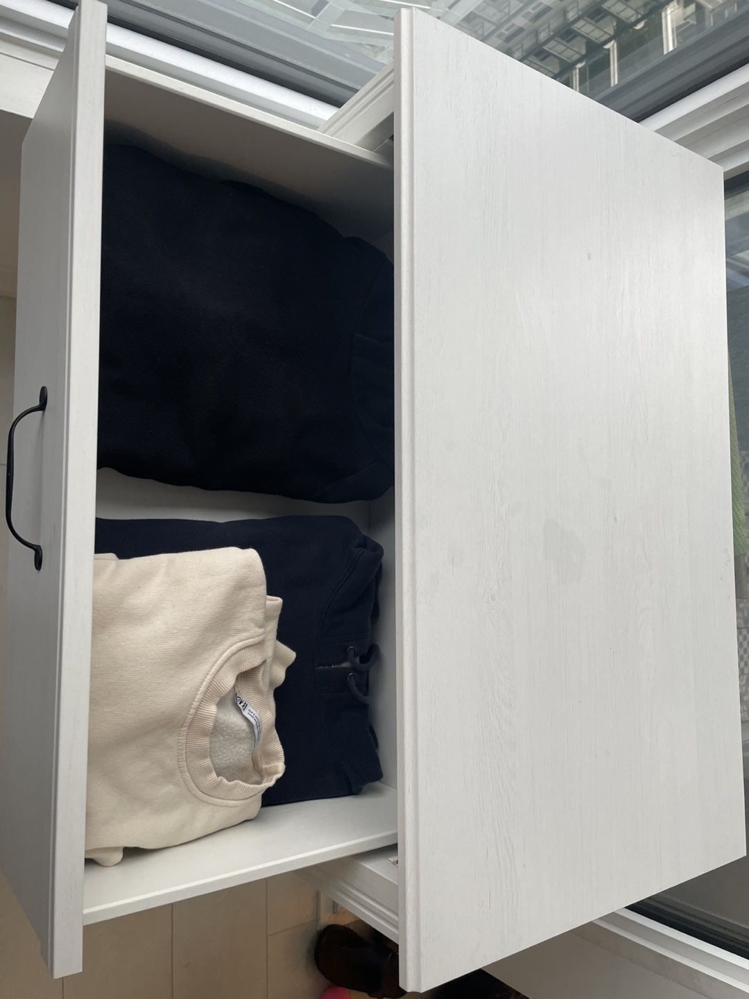 White 3 Drawer Dresser - photo 3
