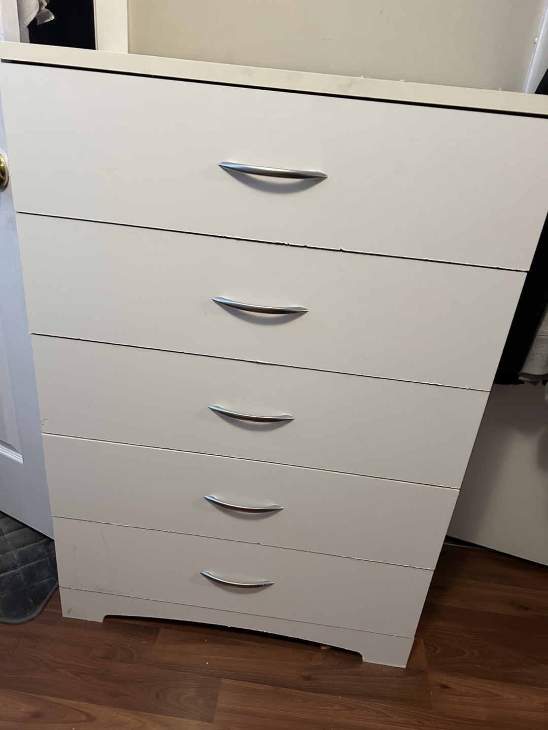 White 5-Drawer Dresser
