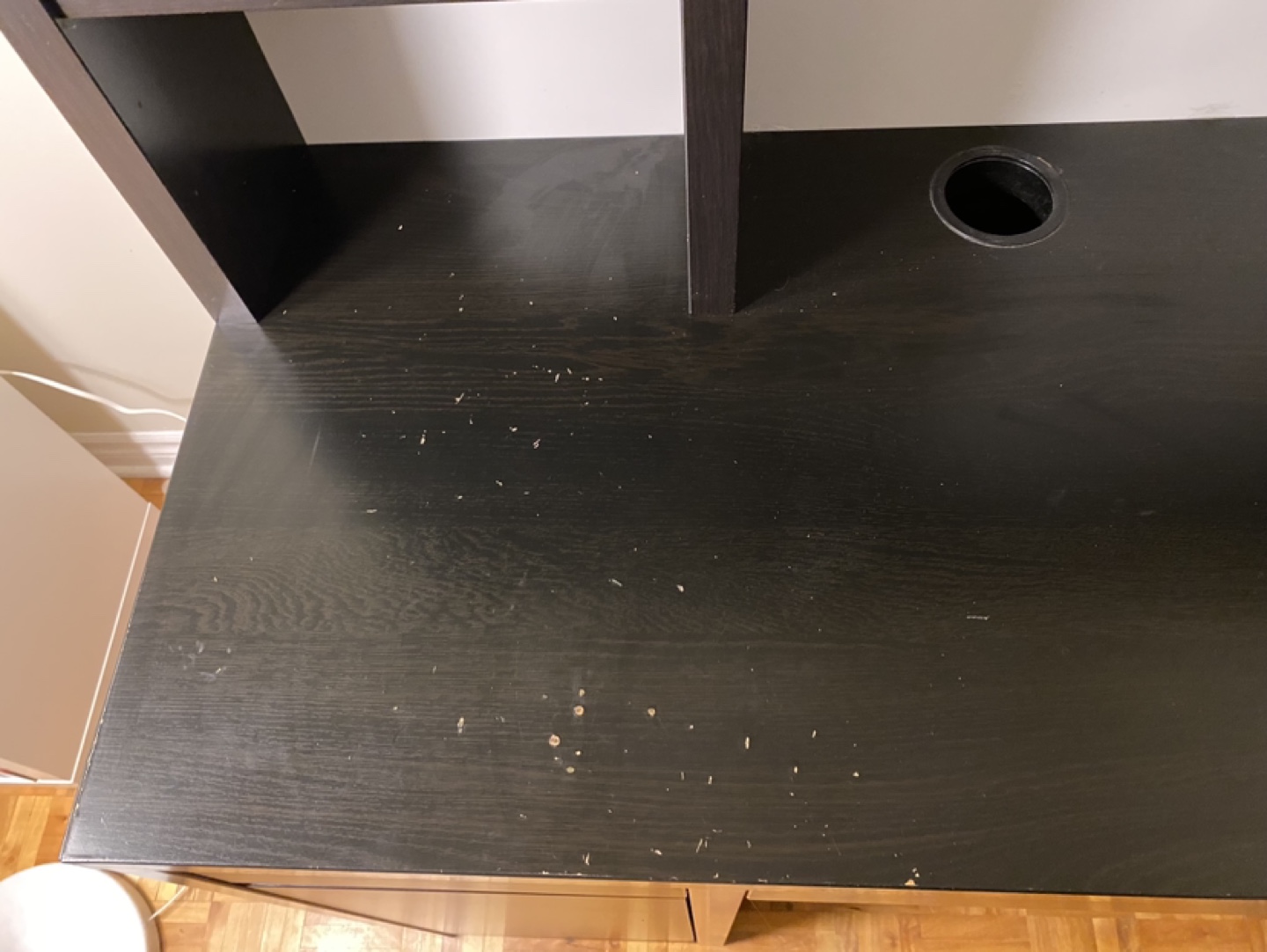 IKEA MICKE Desk with hutch - photo 4