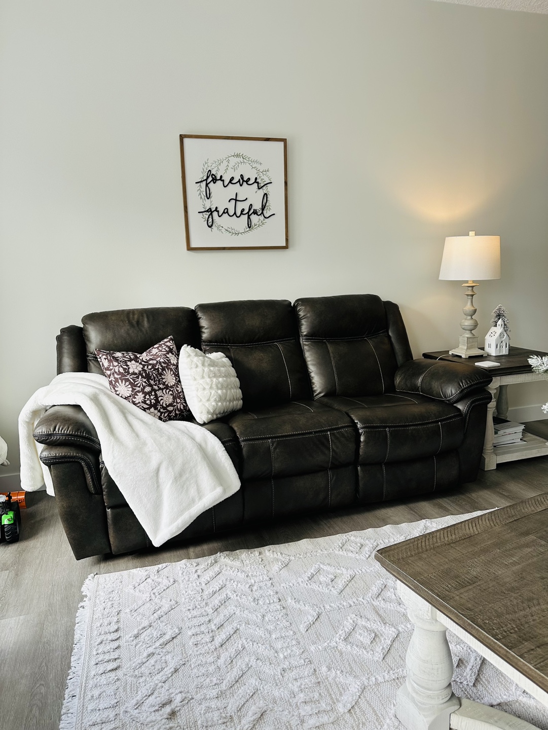Recliner Sofa Set