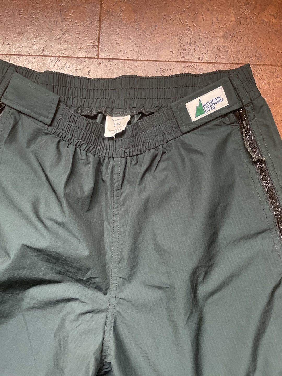 Men’s MEC rain pants SML - photo 2