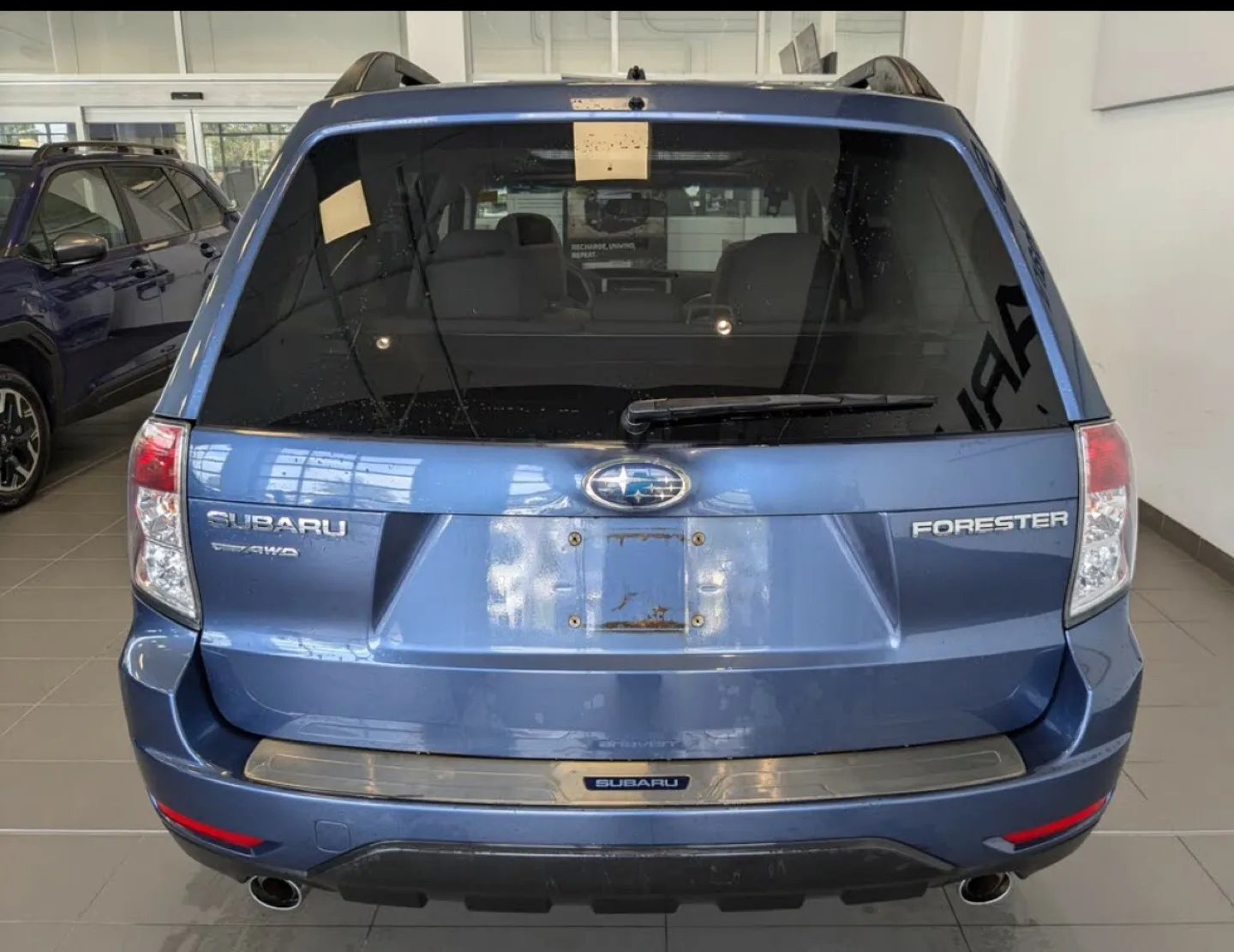 2012 Subaru Forester image indicator(2)