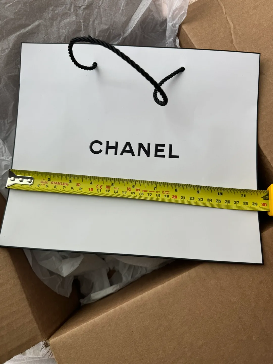 Chanel Shopping Bag image indicator(3)