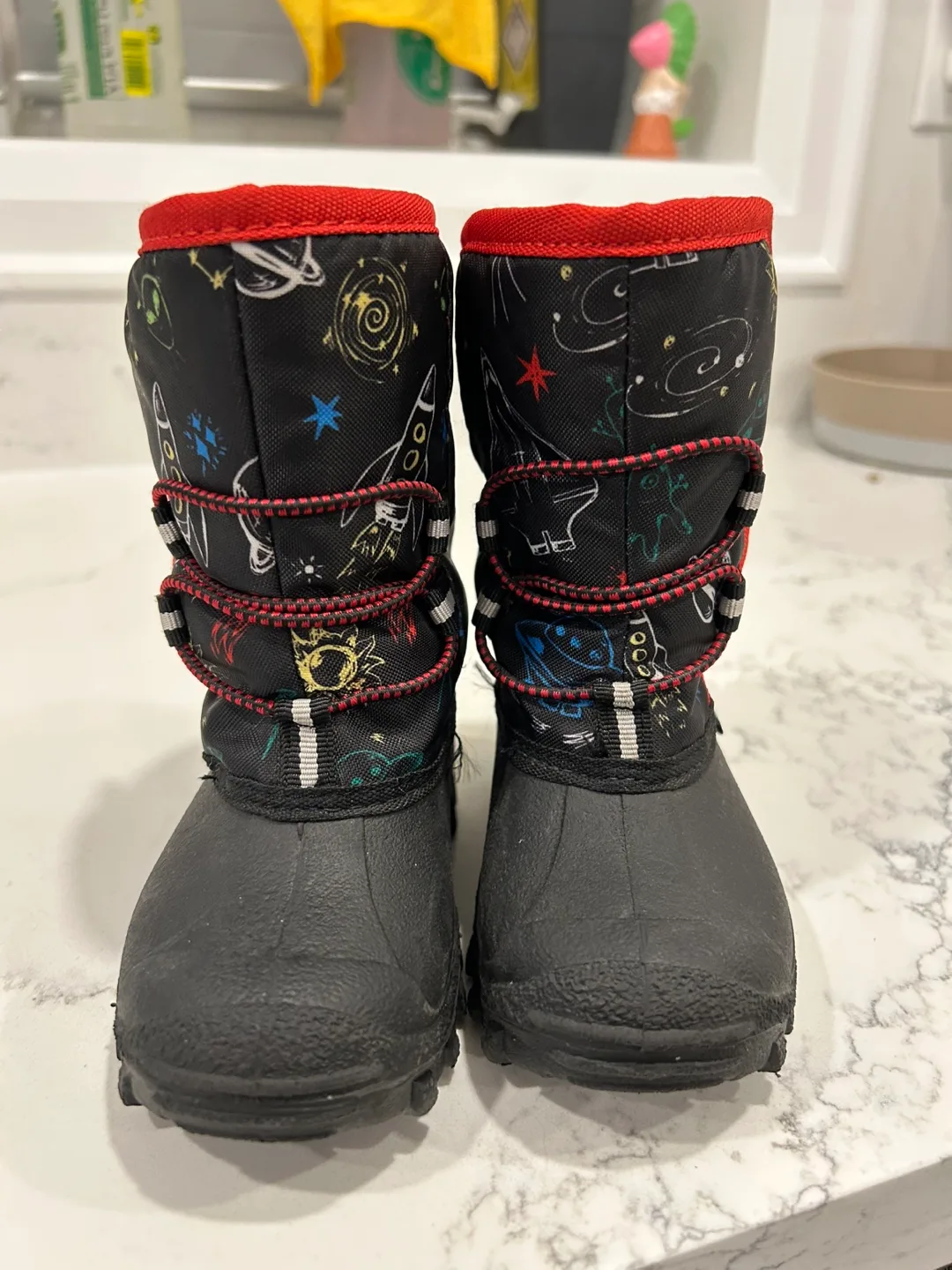 Toddler size 6 Winter Boots thumbnail
