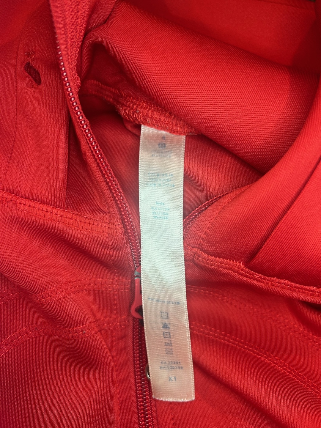 Lululemon Red Scuba Hoodie Size 4 - photo 4