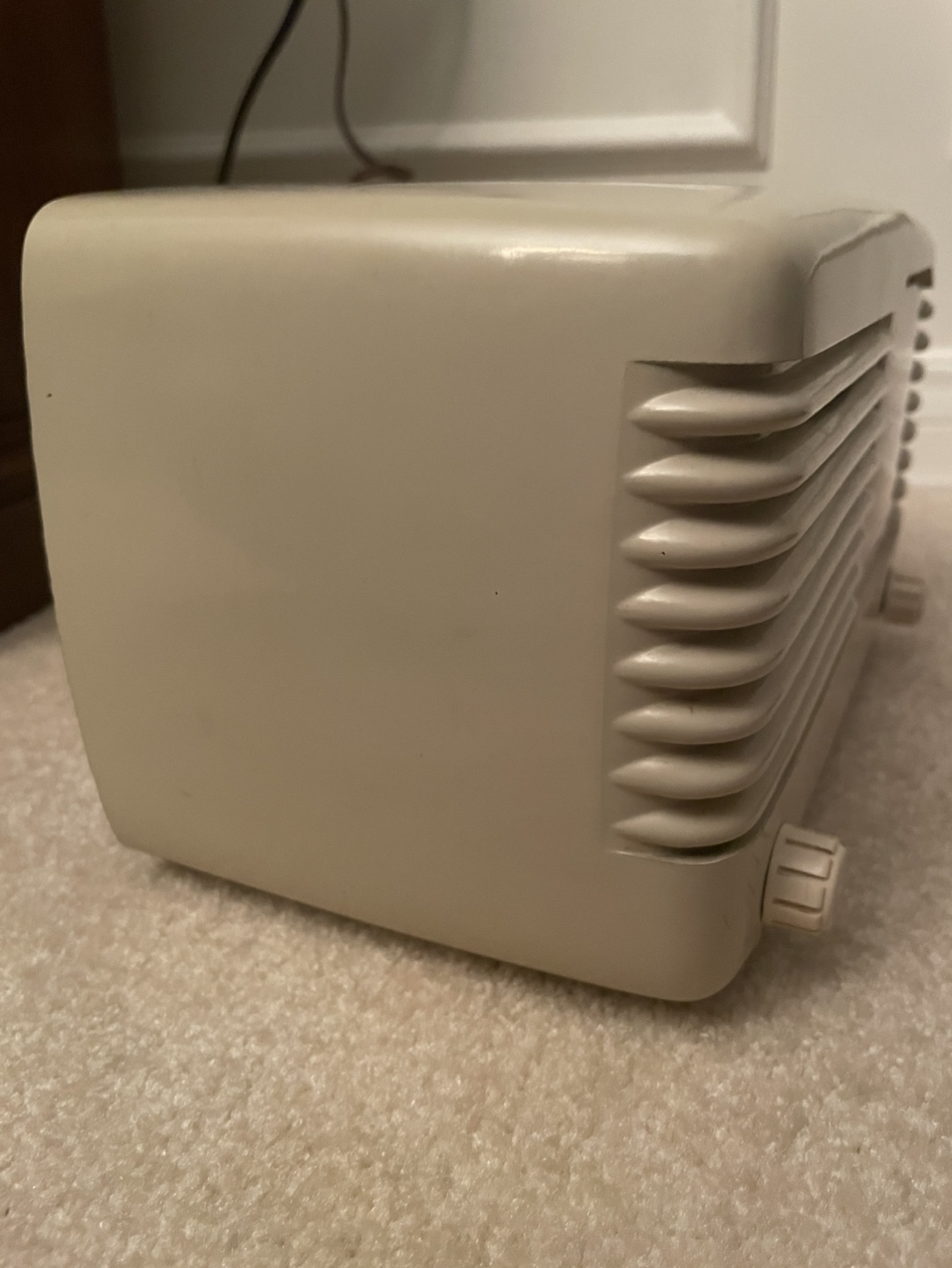 Vintage Philco Transitone Radio - photo 5