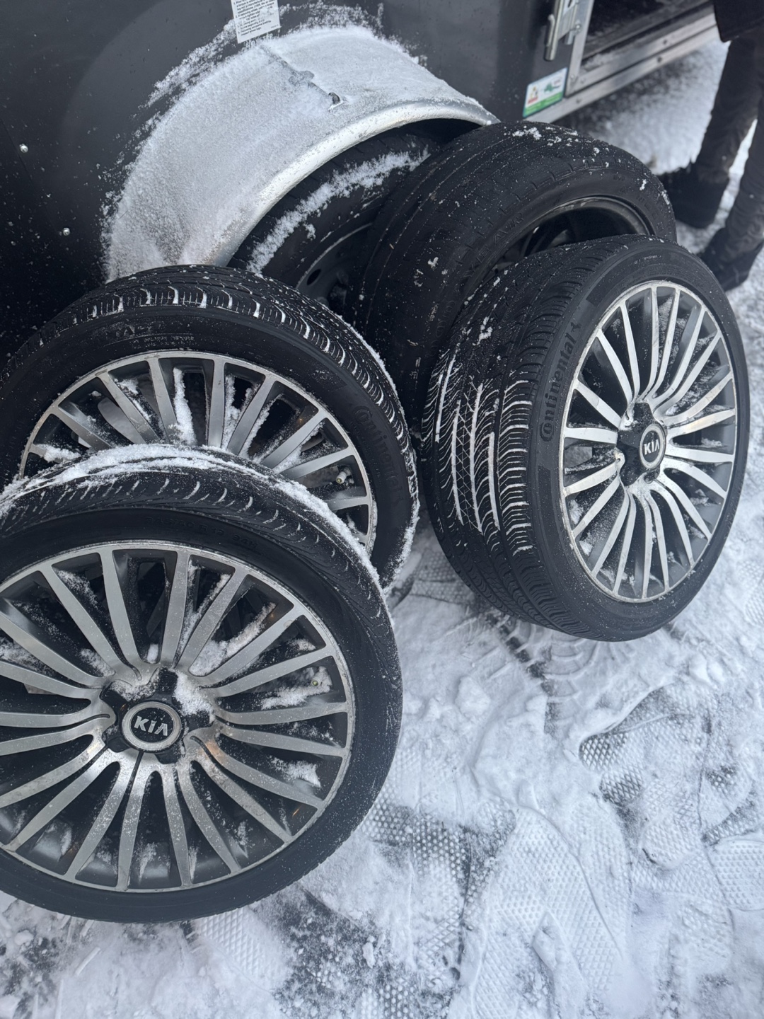 Kia Wheels and Tires