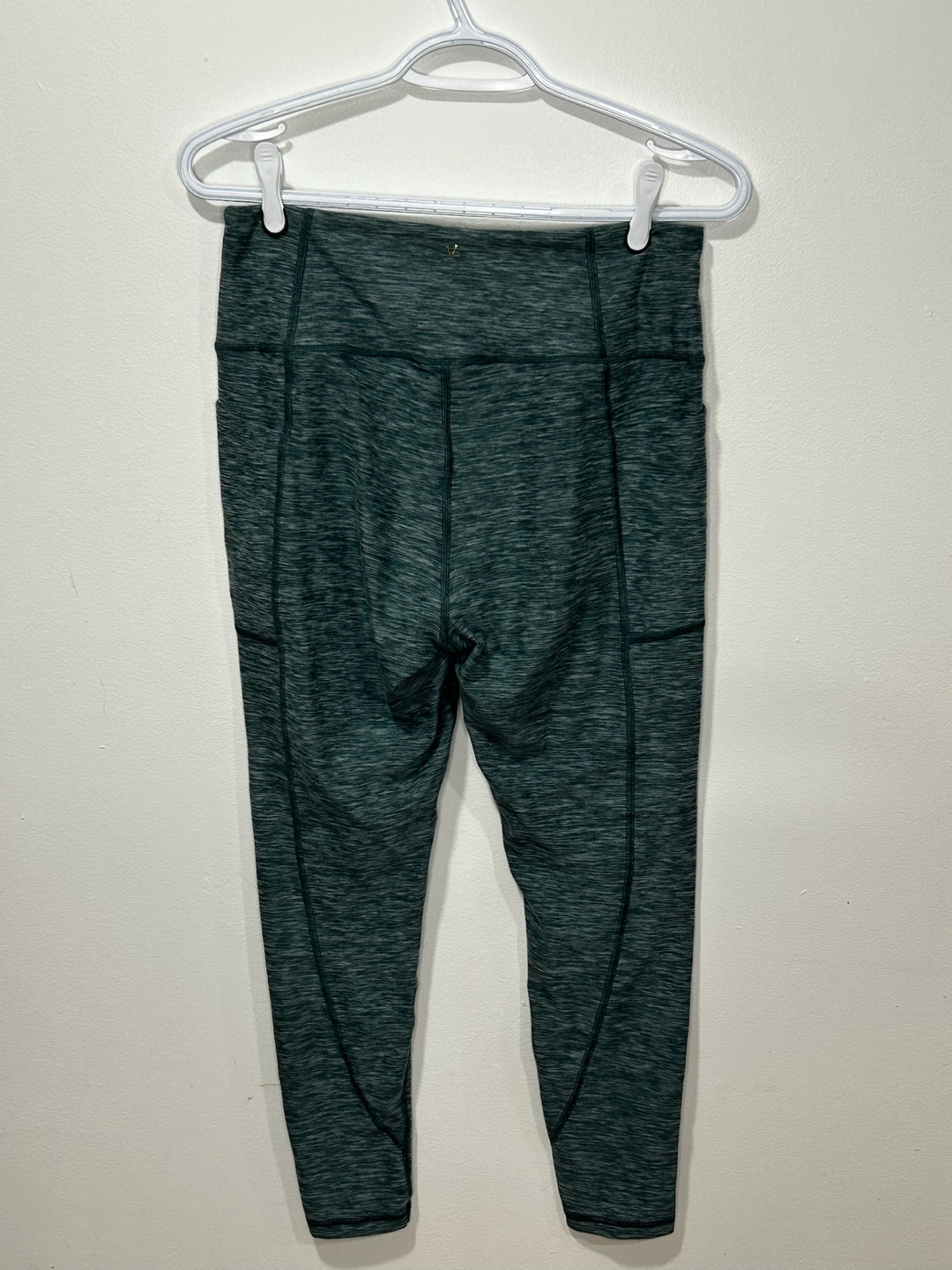 Victoria's Secret Green Leggings Size 10 - photo 2