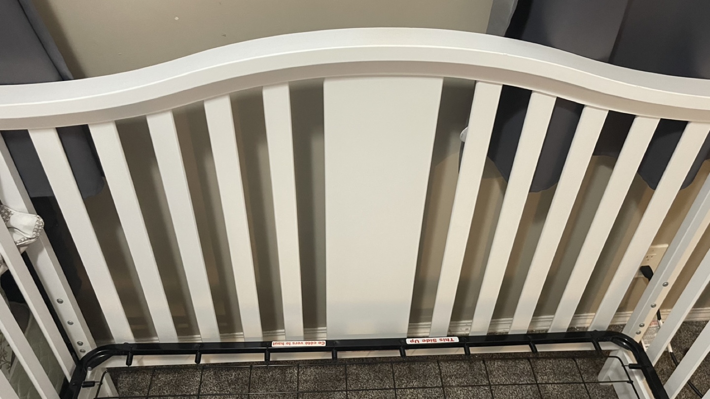 GRACO White Crib with Storage Drawer - photo 5