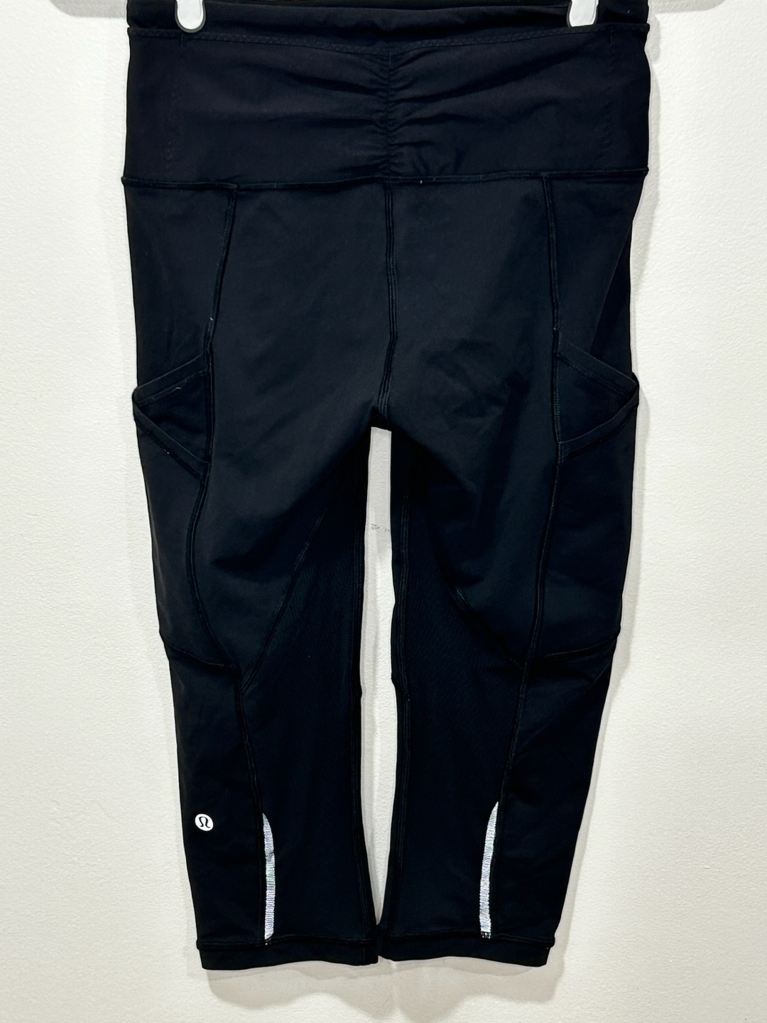 Lululemon Black Running Crops - photo 2