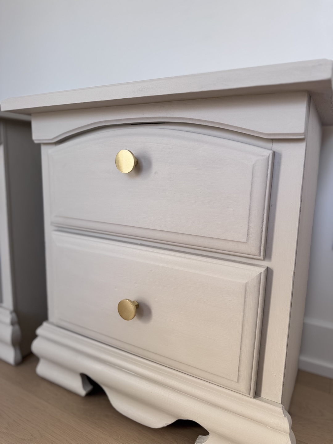 Pair of Nightstands refinished - photo 4