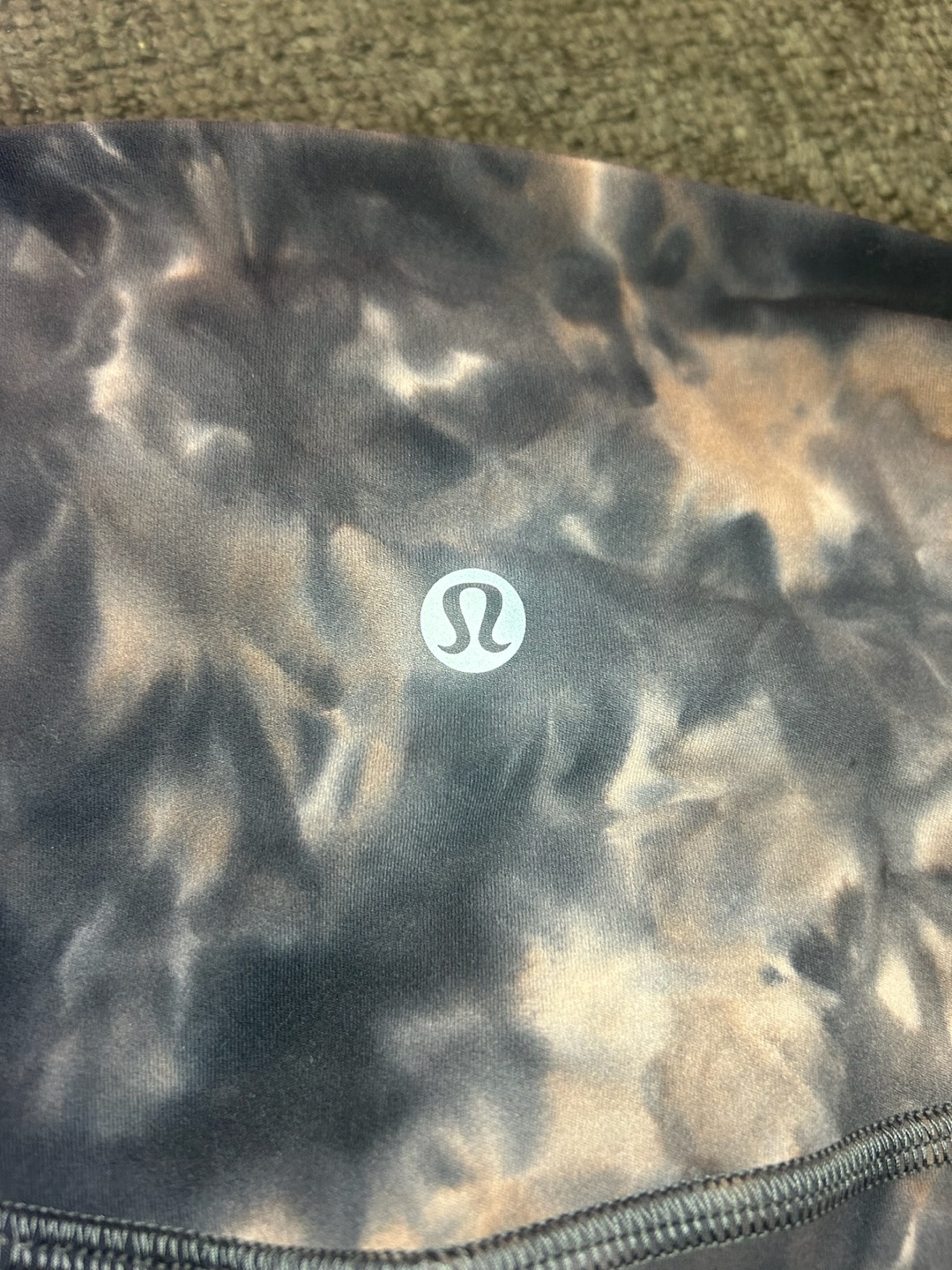 Lululemon Like New Black & Brown Tie Dye Crop Leggings Size 18 - photo 4