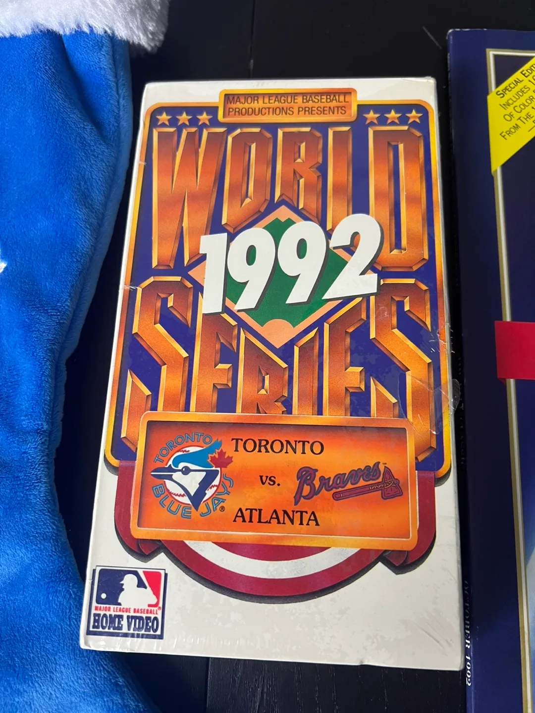 🎄 Toronto Blue Jays Christmas Package - Perfect for Fans! 🎄 image indicator(3)