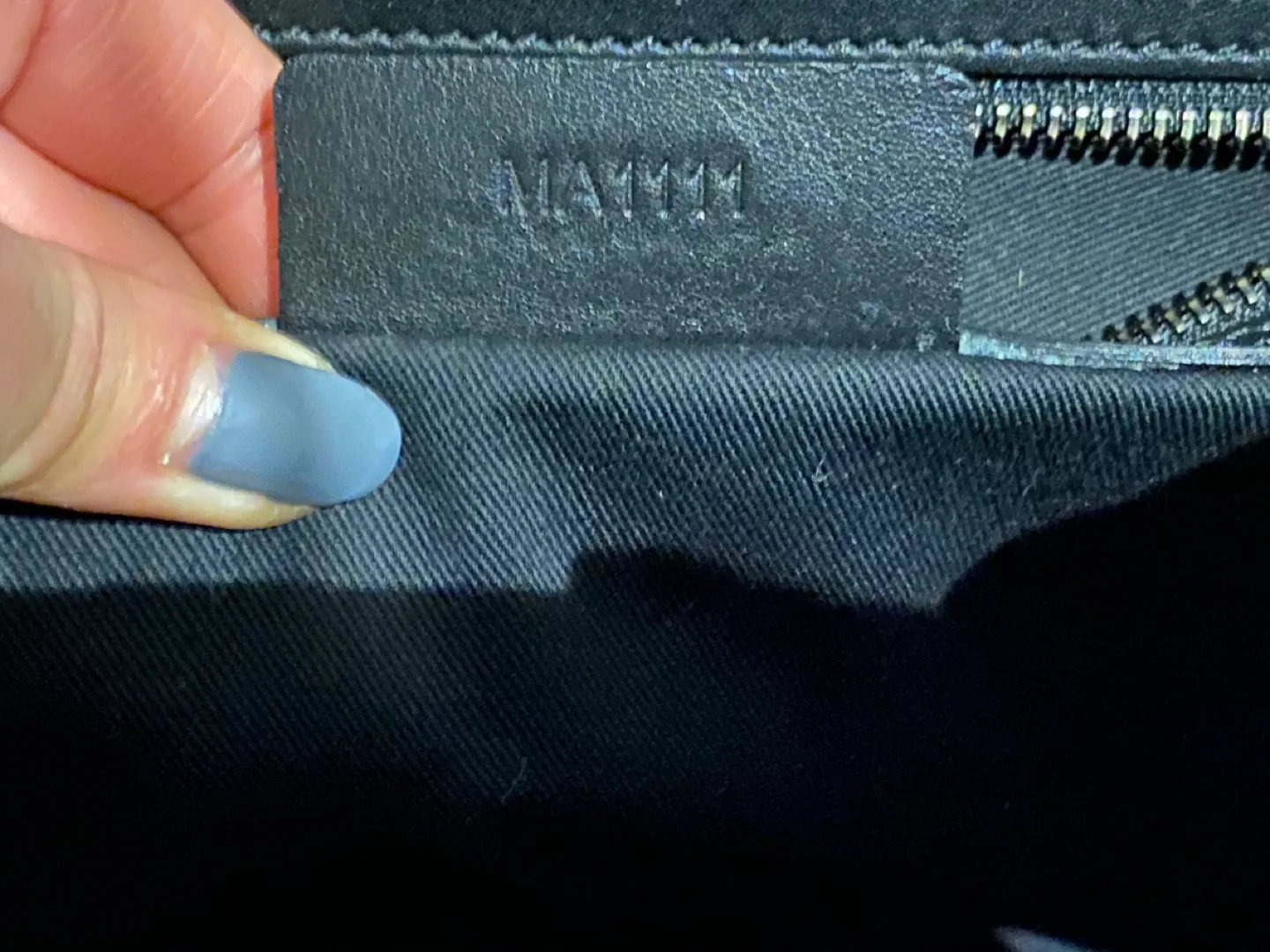 Authentic Givenchy tote 2-way bag image indicator(6)