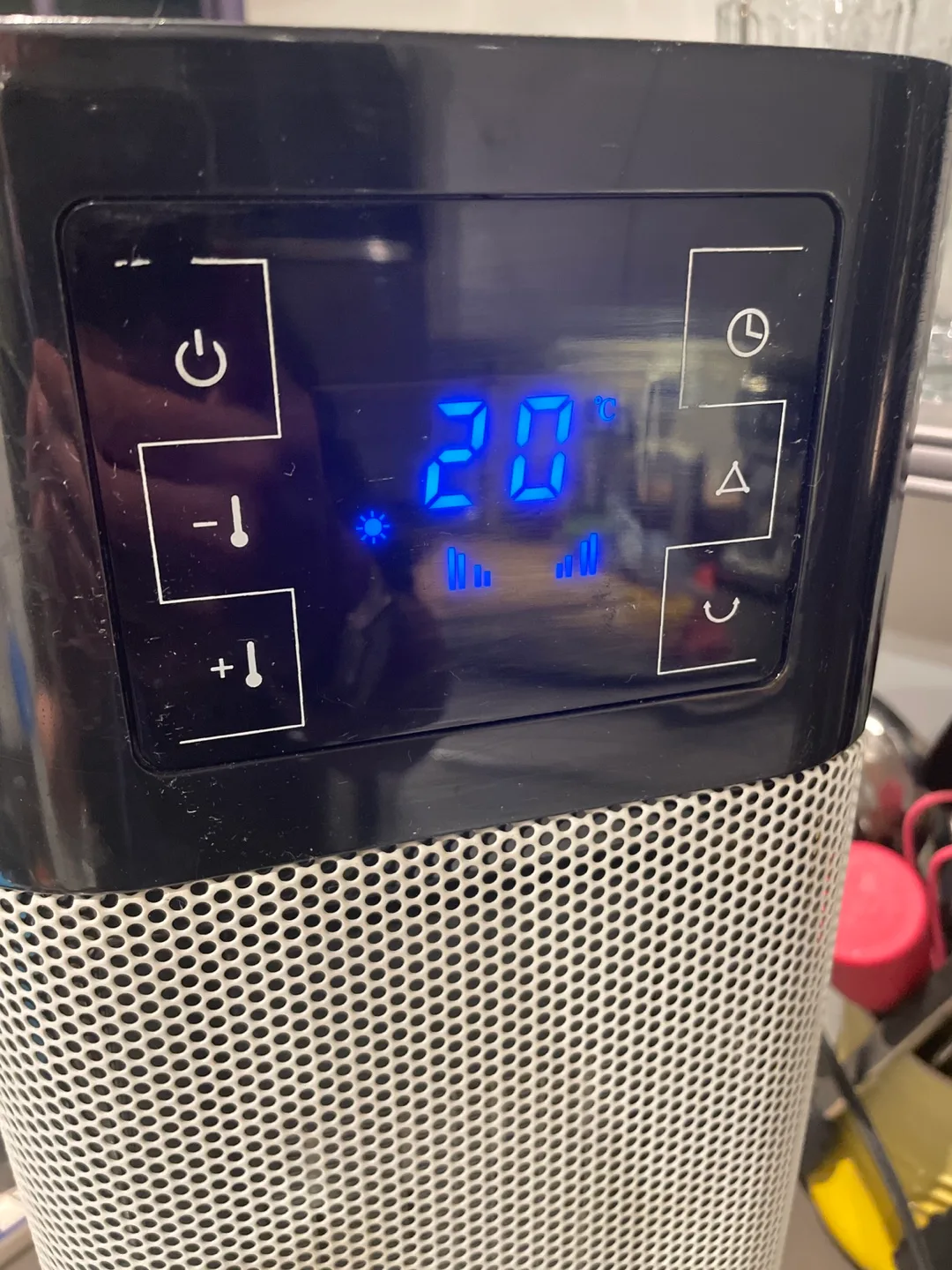 NOMA tower Space Heater image indicator(3)