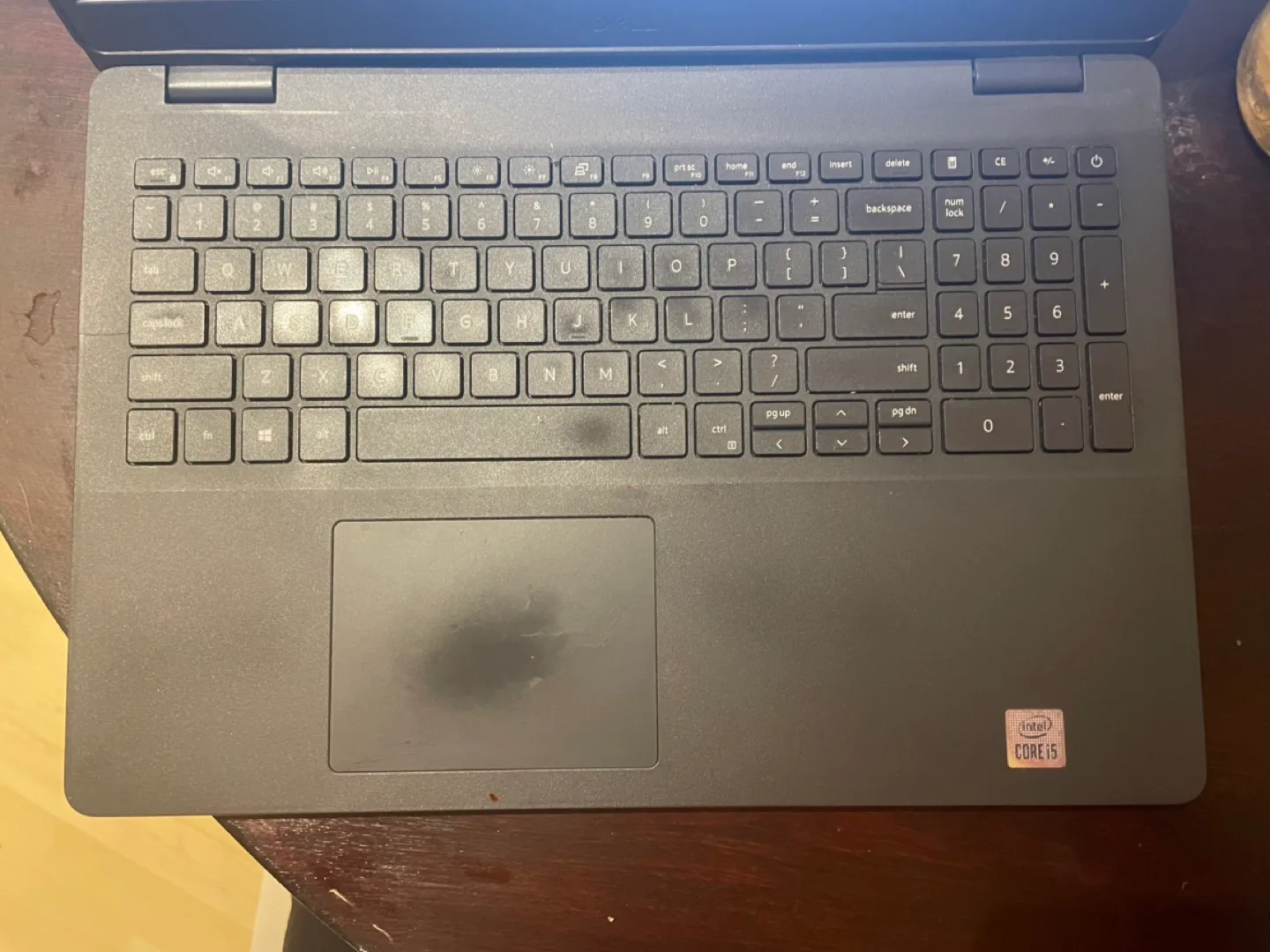 Dell laptop! Touch screen and water resistant image indicator(9)