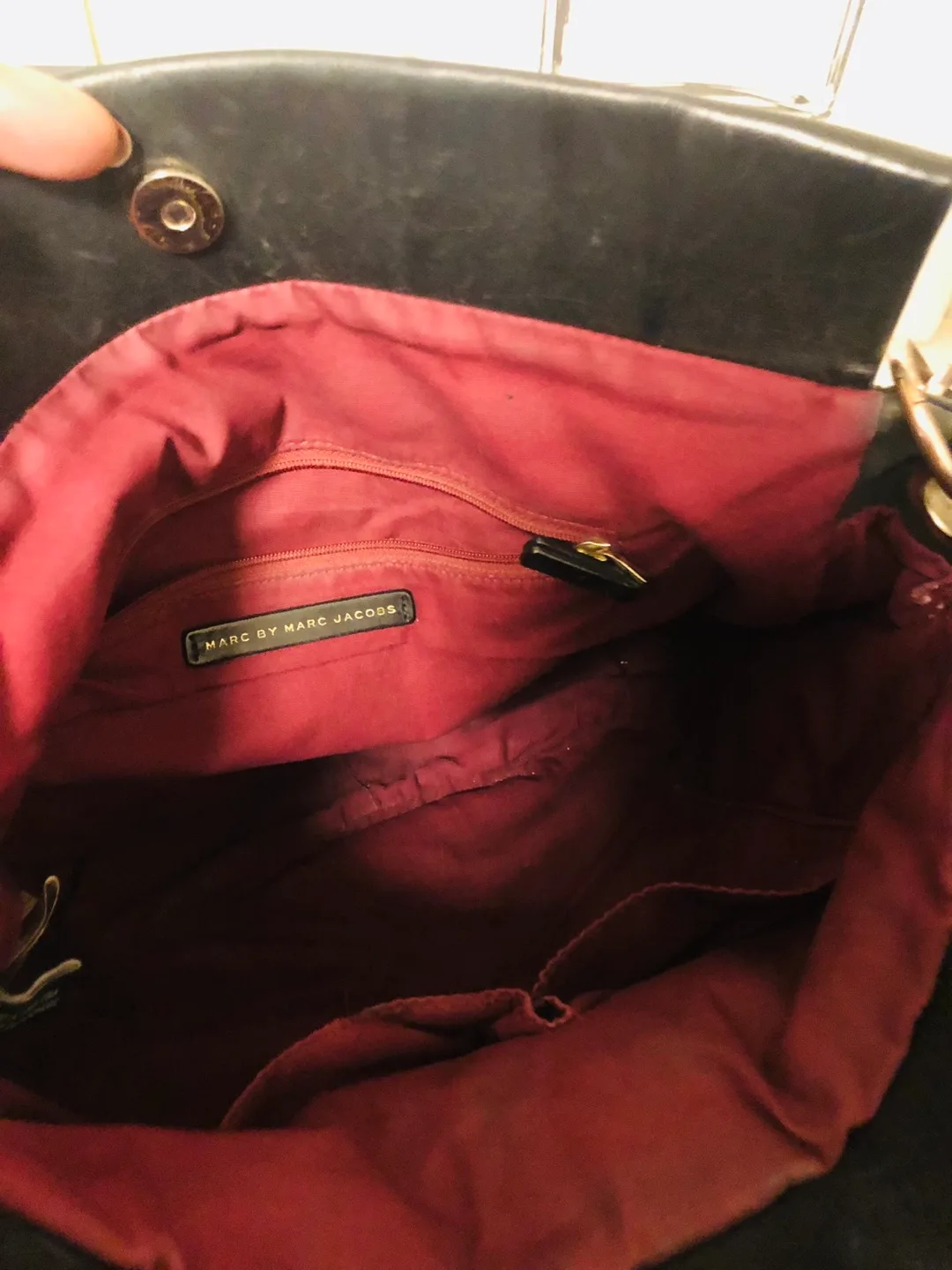 Marc Jacobs Hillier hobo bag image indicator(5)