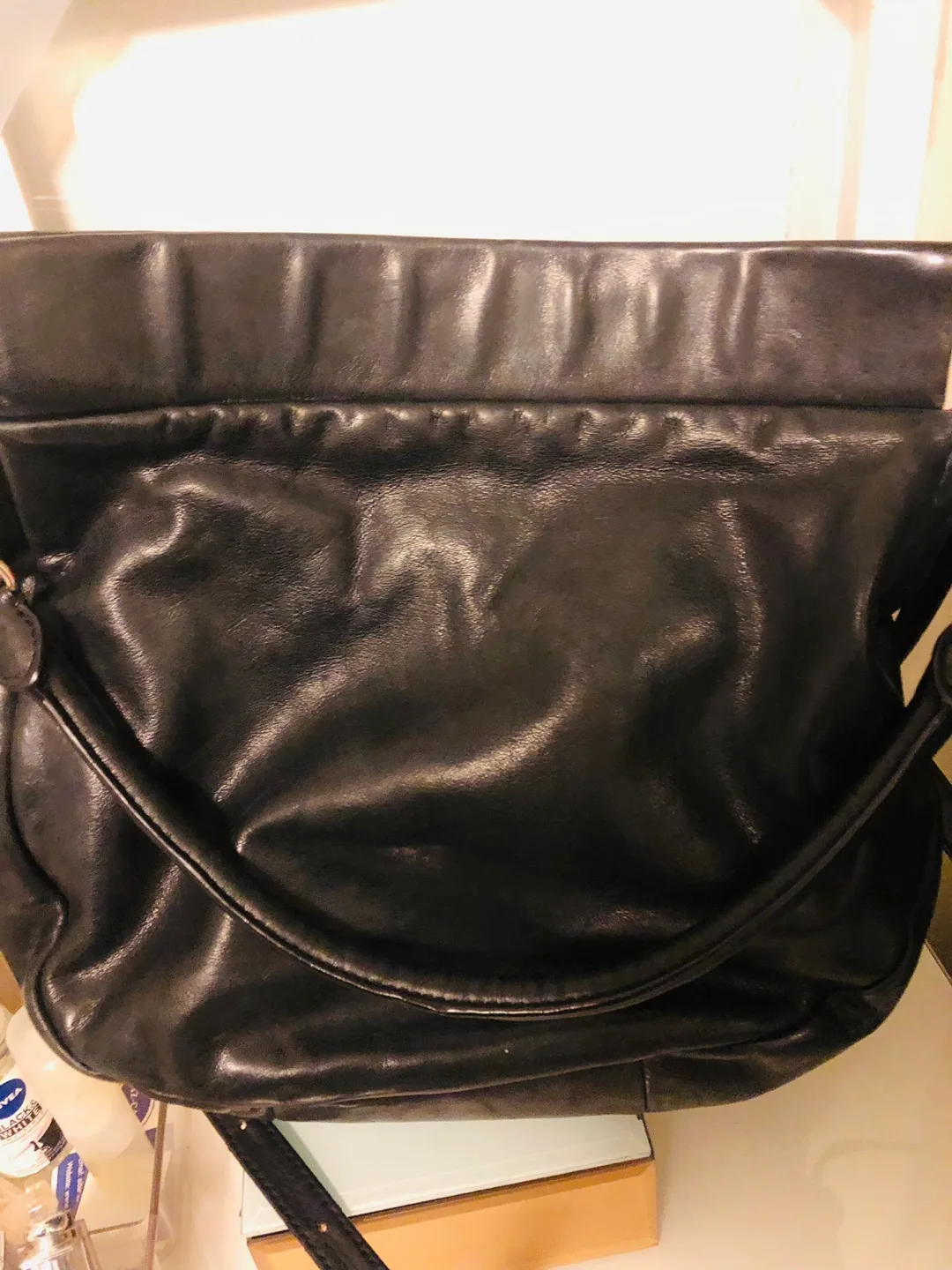 Marc Jacobs Hillier hobo bag image indicator(2)