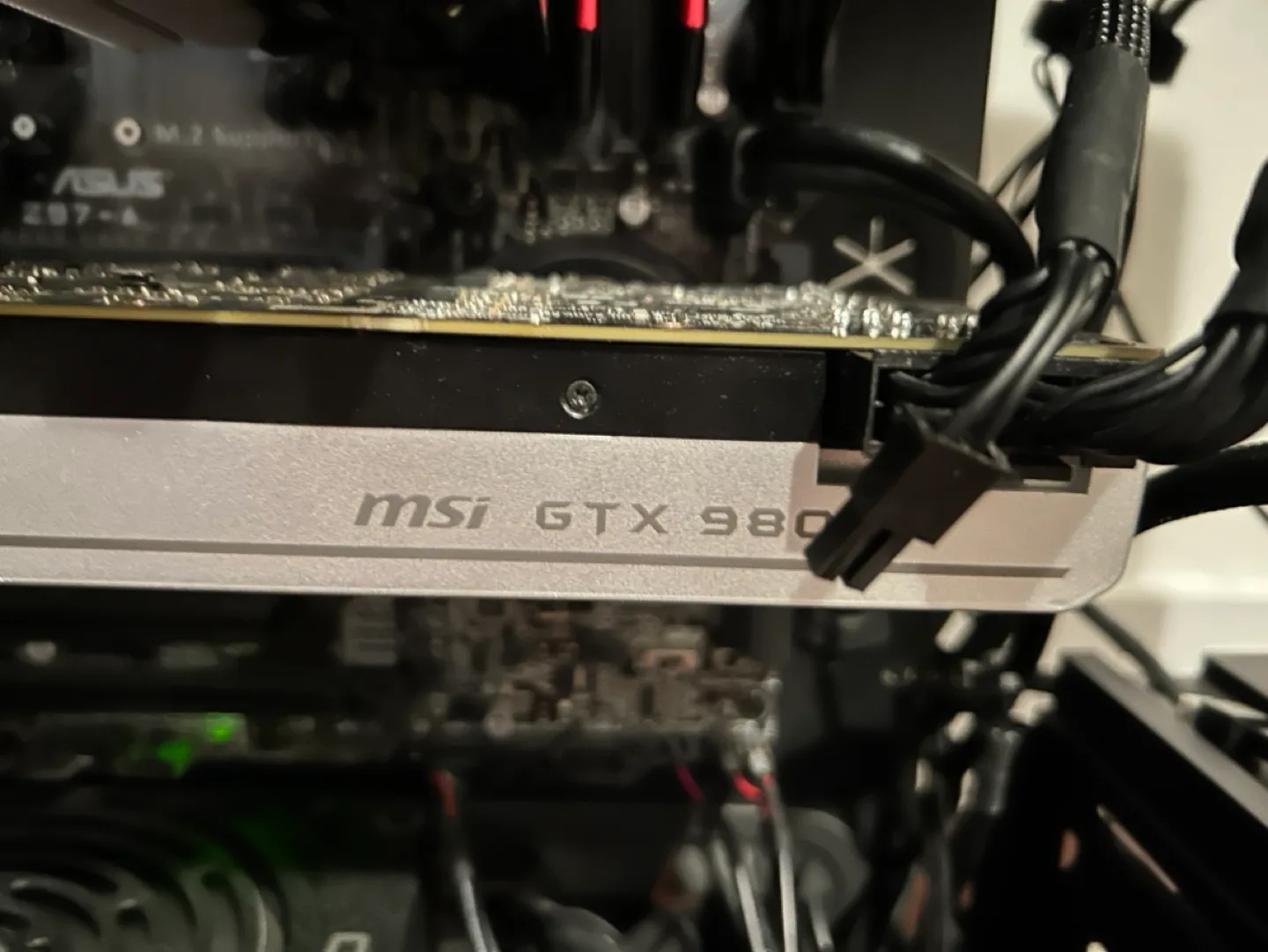 ASUS Gaming PC (no mouse, keyboard or wi-fi) image indicator(4)