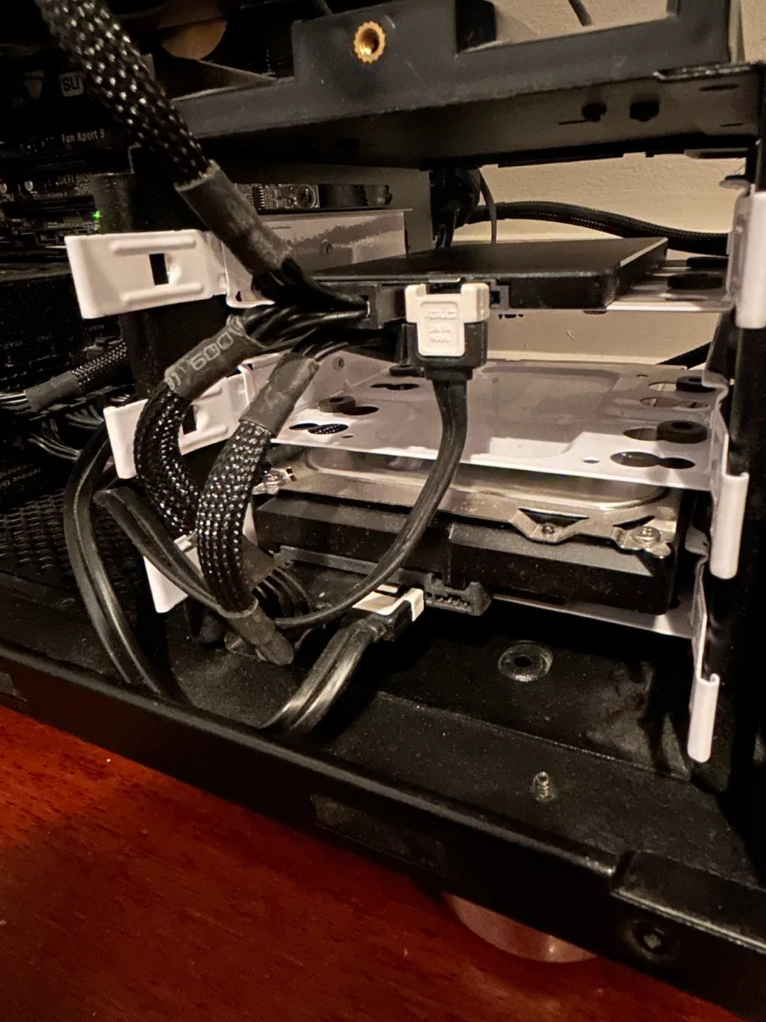 ASUS Gaming PC (no mouse, keyboard or wi-fi) image indicator(8)