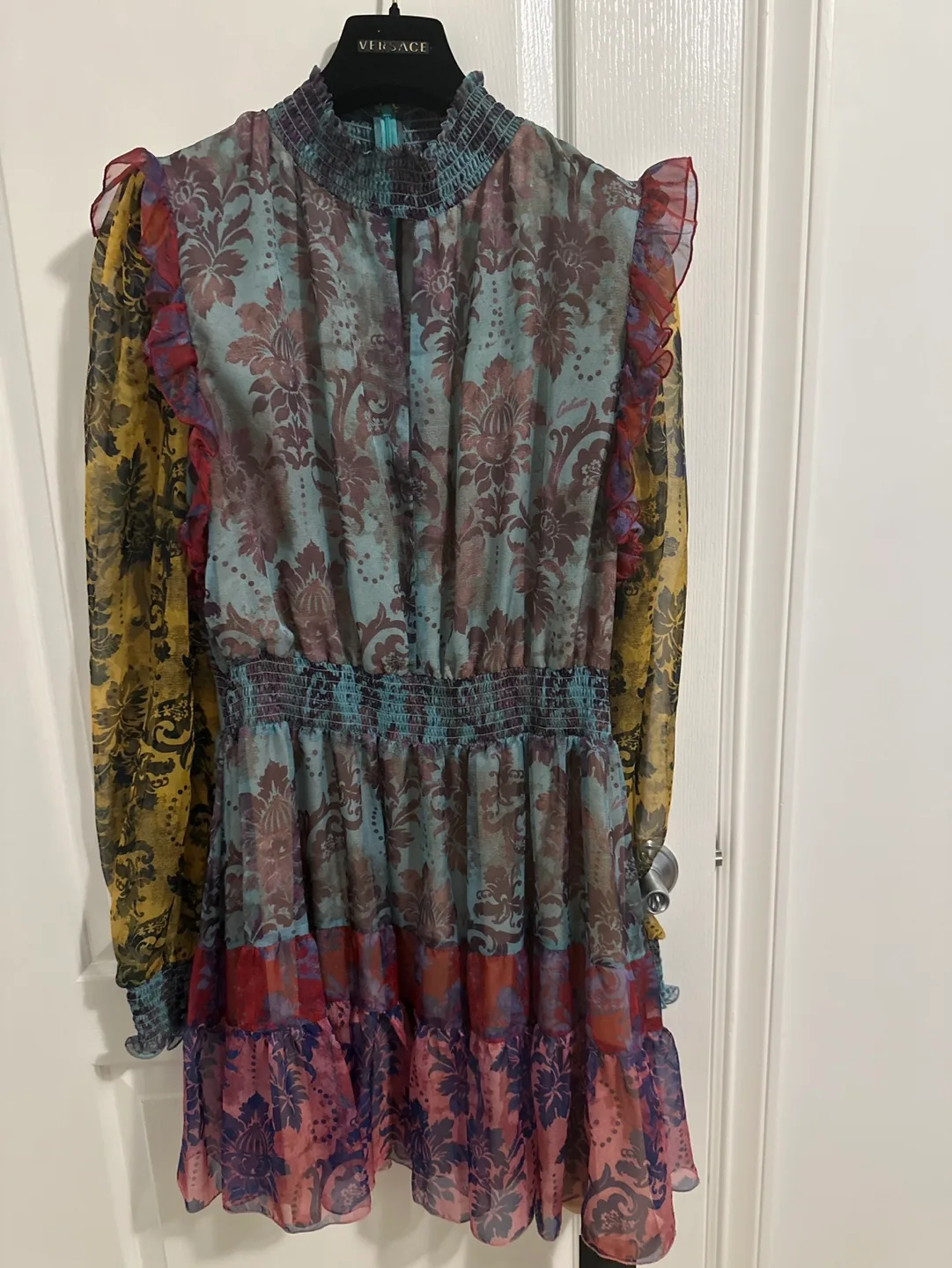 Versace Dress image indicator(2)