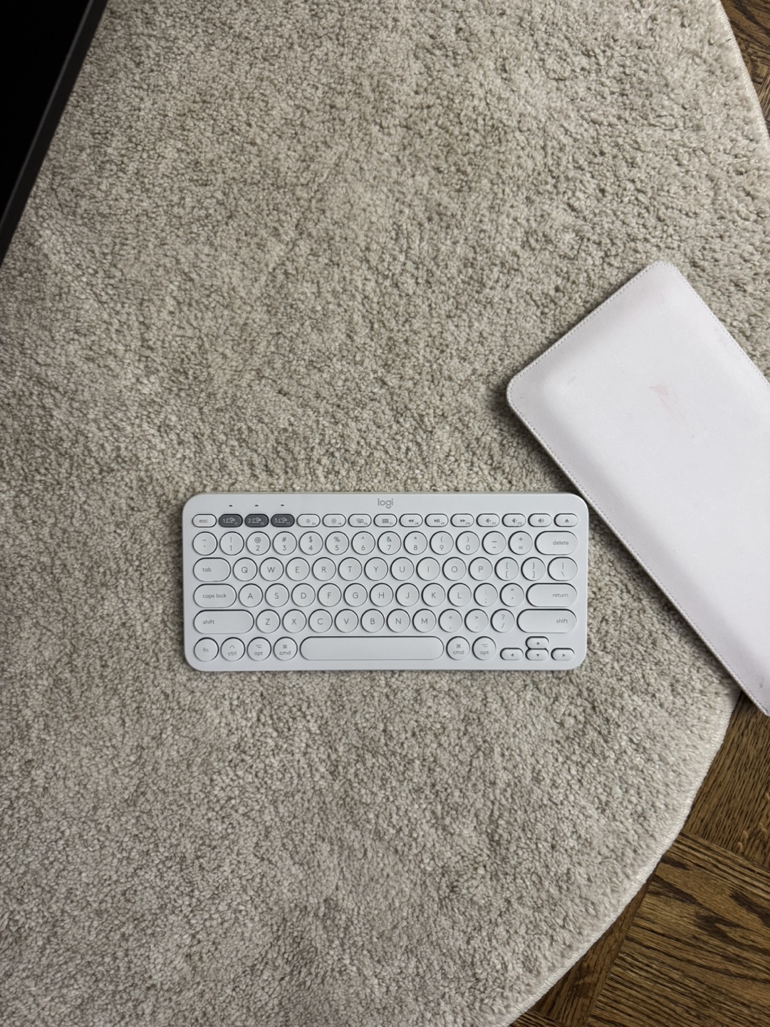 Logitech K380 Multi-Device Bluetooth Keyboard