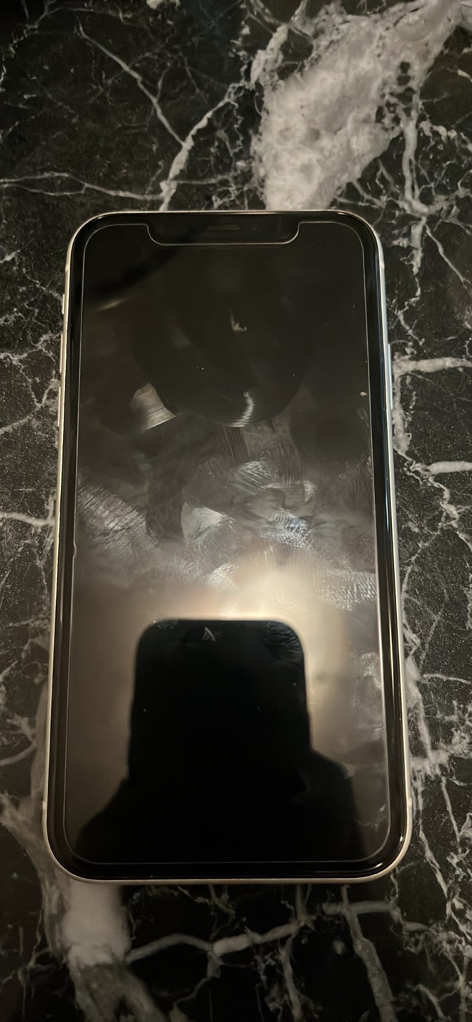 iPhone 11 64 GB in mint condition - photo 2