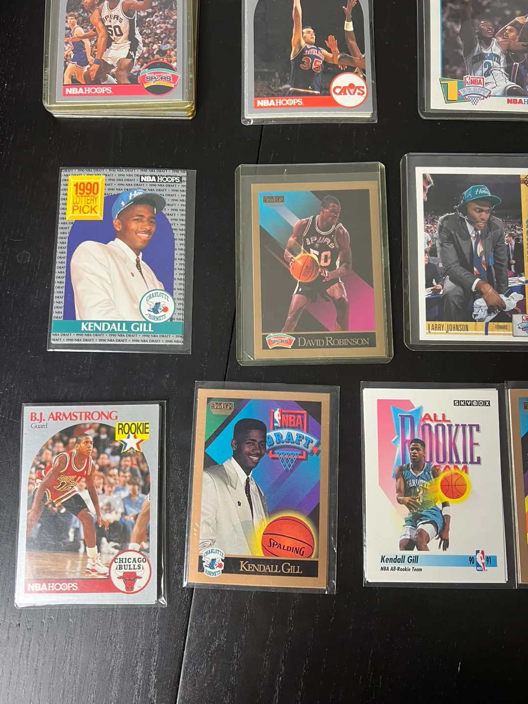 🏀🔥 90s NBA Rookie Cards – The Ultimate Throwback Deal! 🔥🏀 image indicator(3)