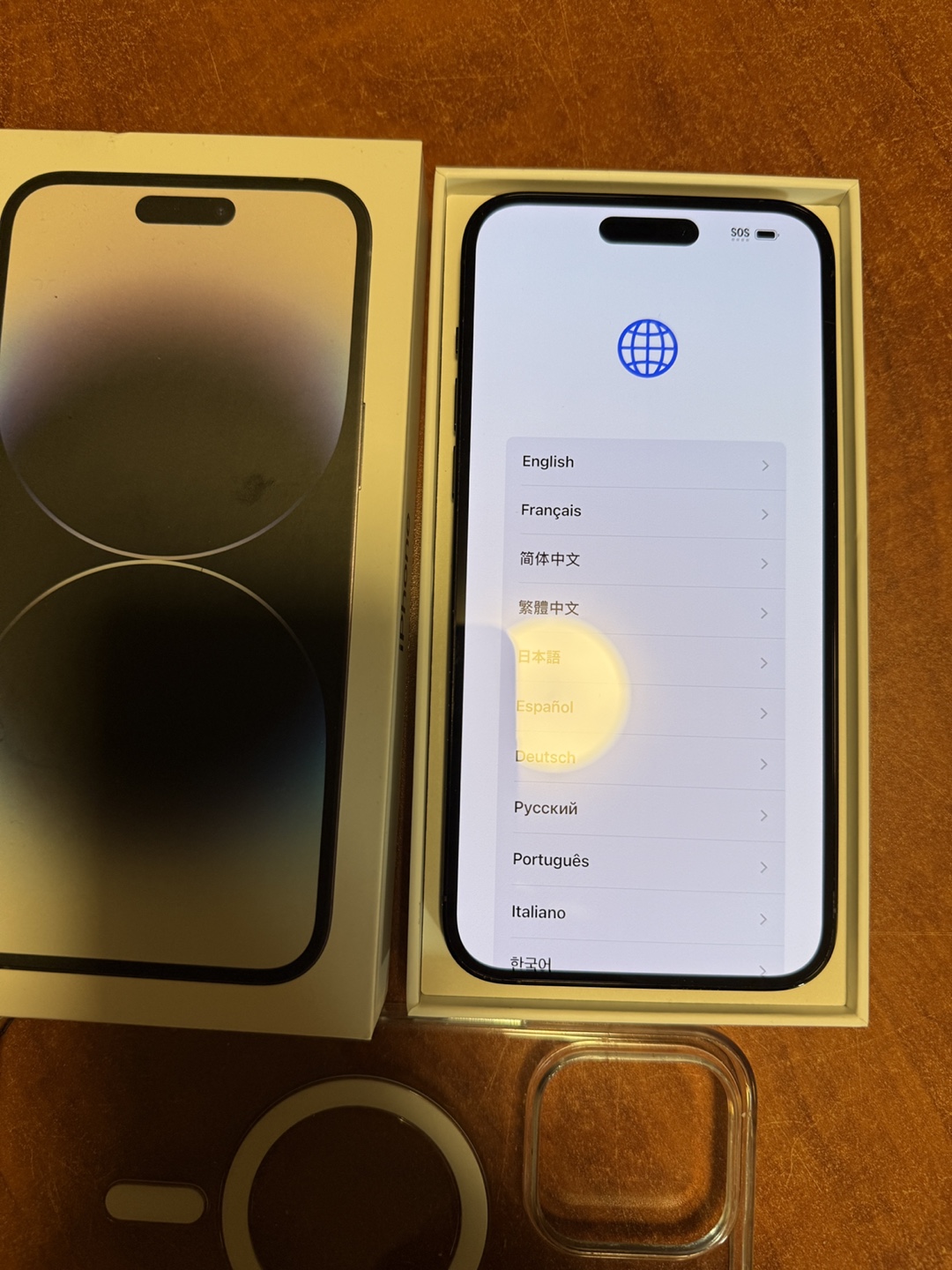 iPhone 14 Pro Max - photo 2