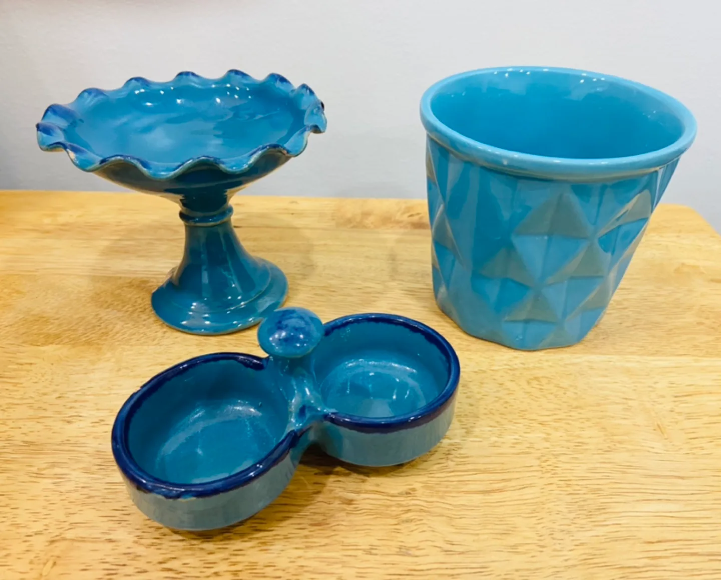 Vintage Set of 3 Blue Ceramic Tableware image indicator(3)