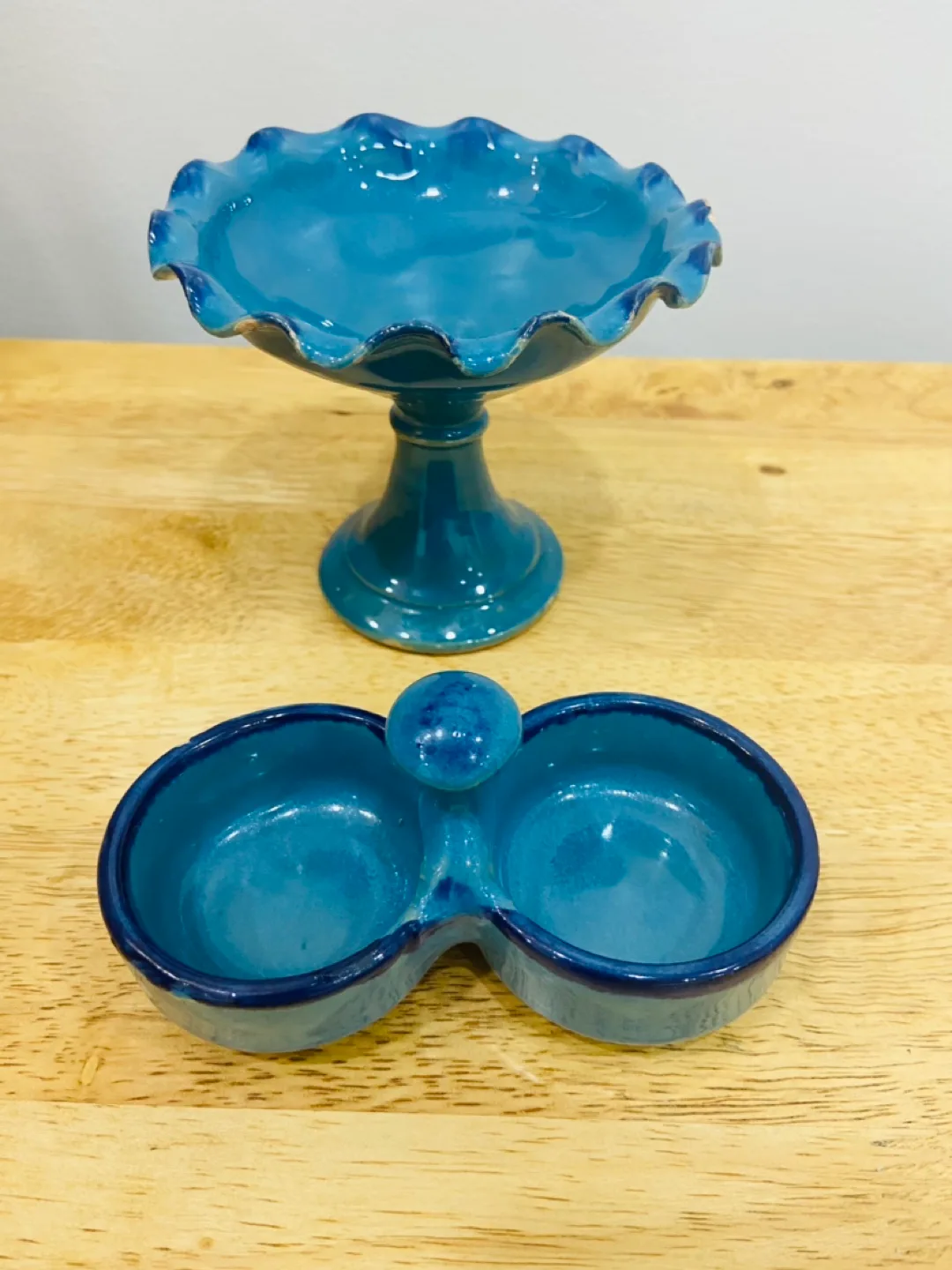 Vintage Set of 3 Blue Ceramic Tableware image indicator(4)