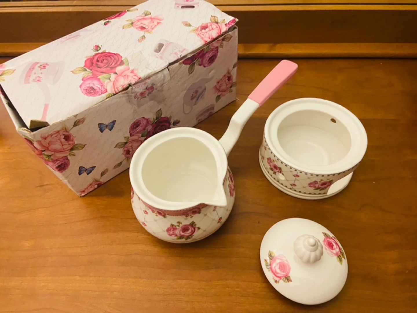 Pink Rose Ceramic Teapot & Warmer Set image indicator(4)
