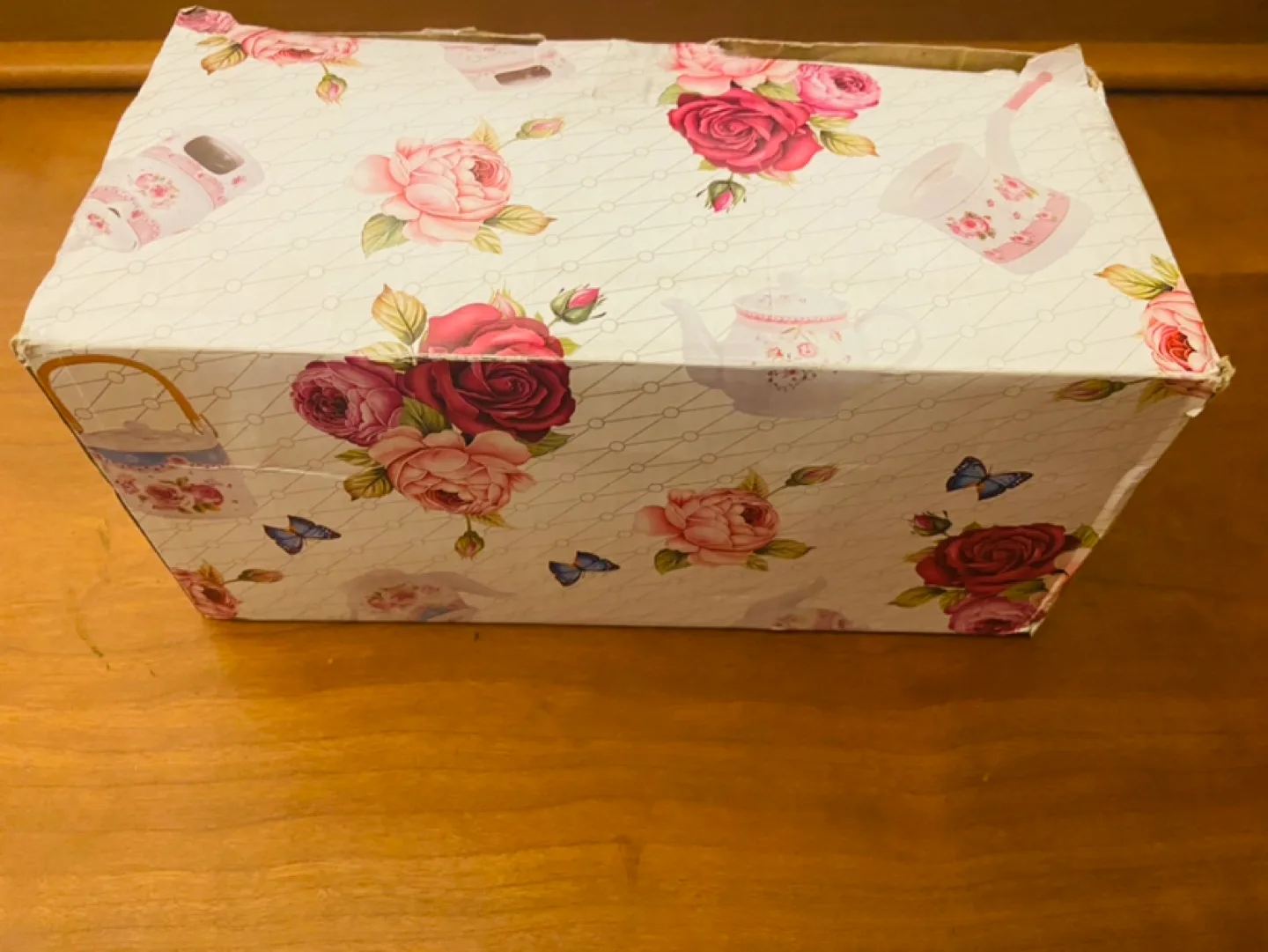 Pink Rose Ceramic Teapot & Warmer Set image indicator(8)