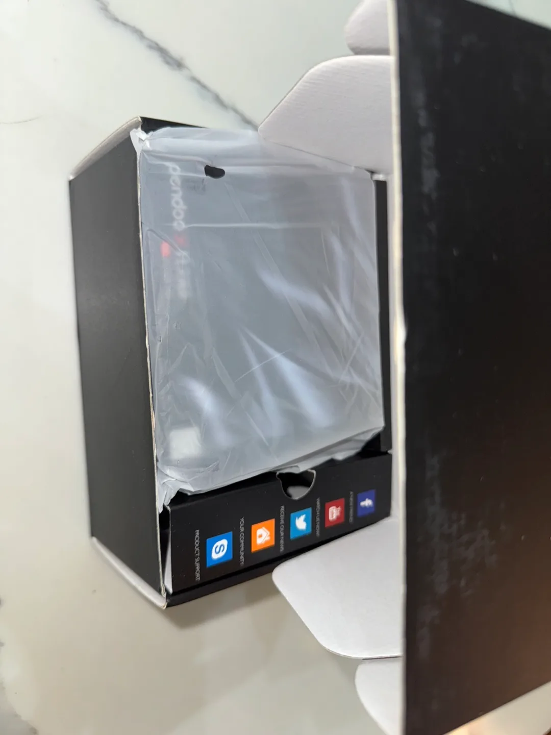 NEW Pendo ­X11 Pro Streaming Device image indicator(3)