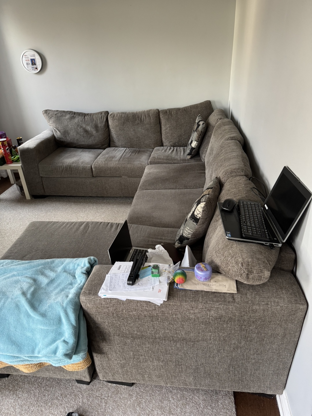 Sectional Sofa - photo 2