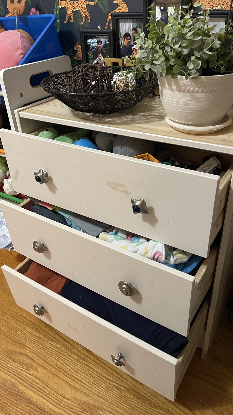 3-Drawer Dresser - photo 3