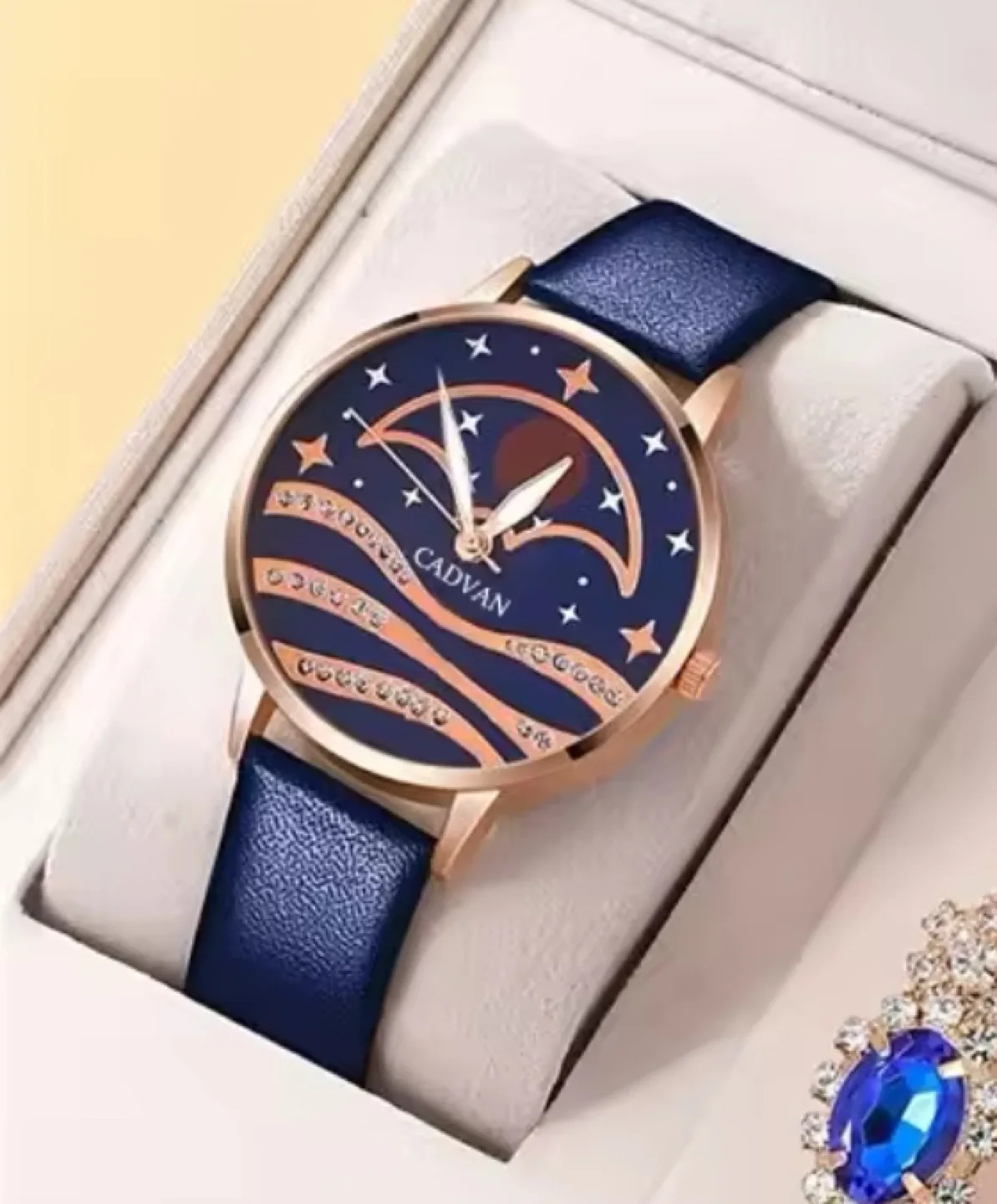 5 Pack of Women's Fashionable Quartz Watches image indicator(2)